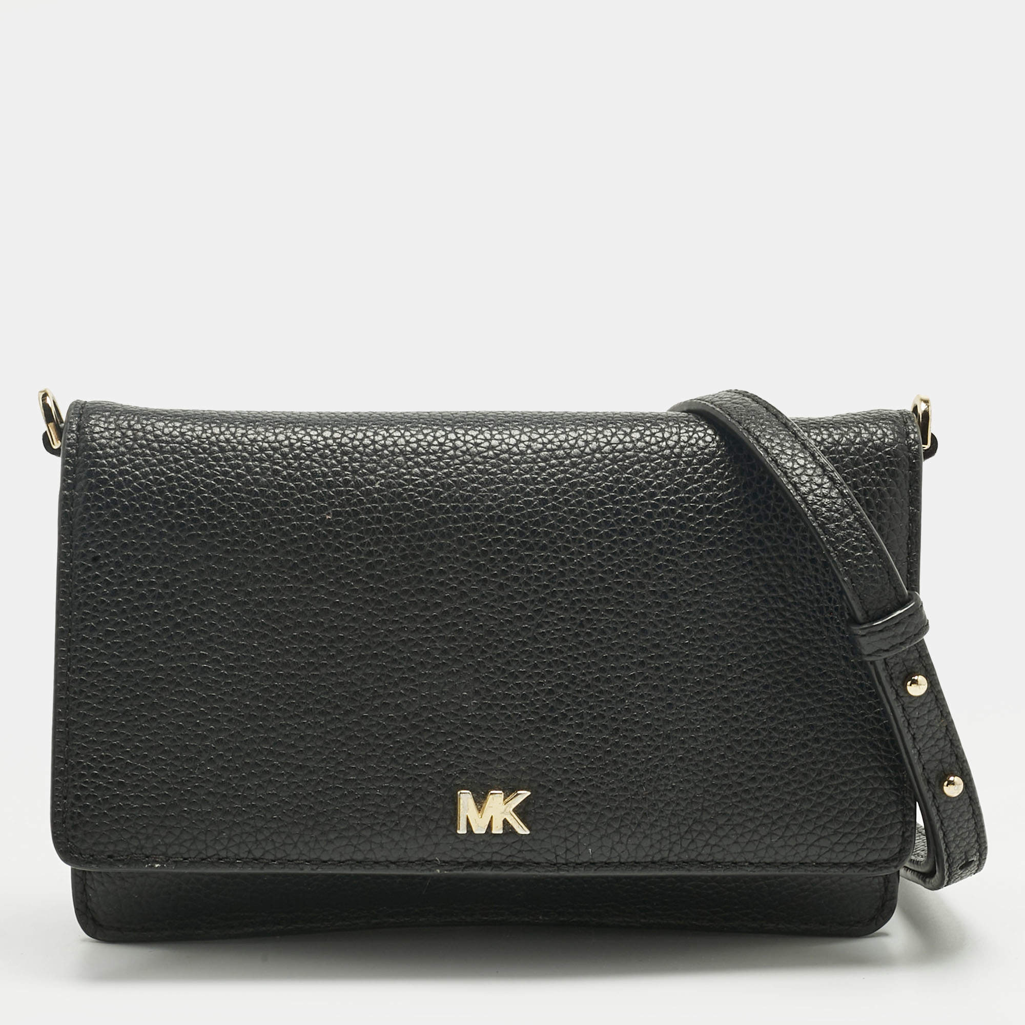 Pre Owned Michael Kors Black Leather Mott Wallet on Strap