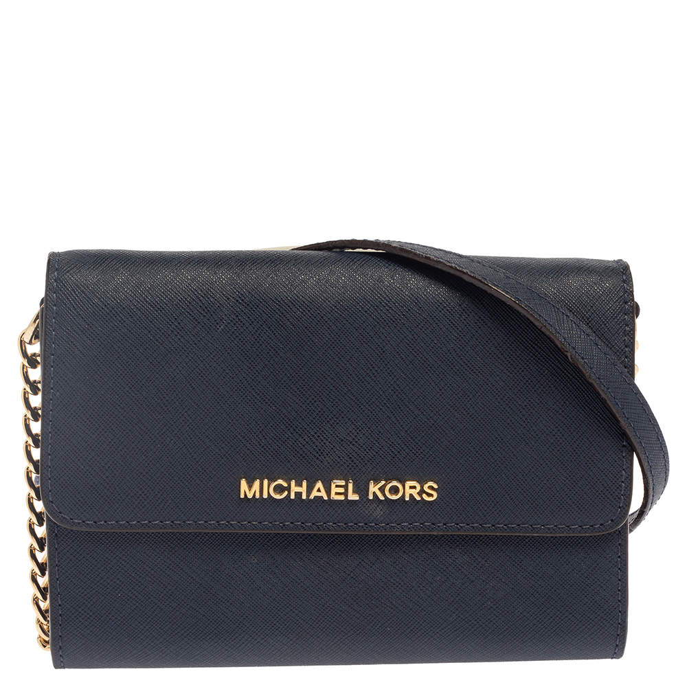 مملوكة مسبقًا Michael Kors Navy Blue Leather Jet Set Crossbody Bag