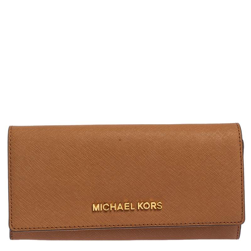 Micheal Kors Tan Leather Jet Set Travel Continental Wallet