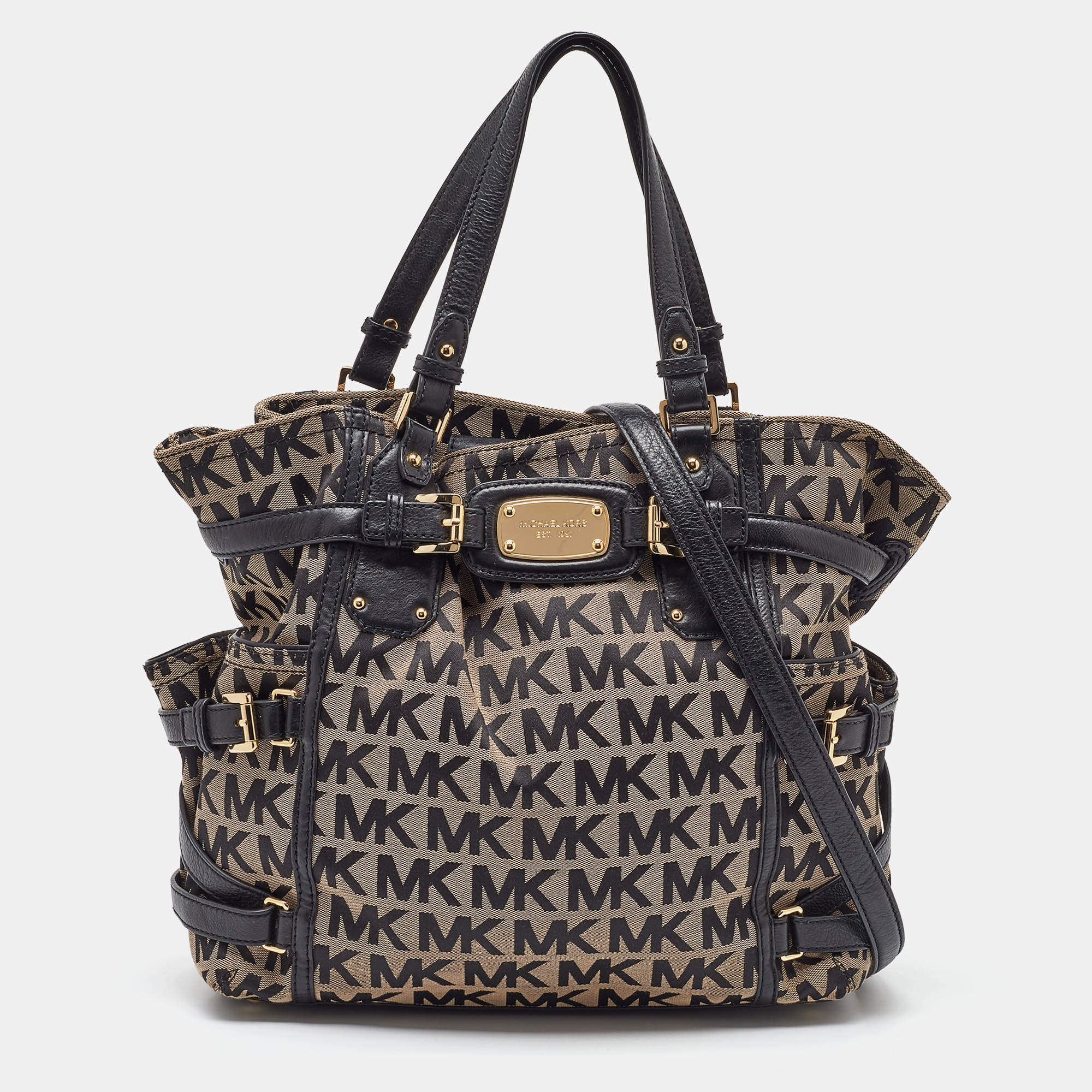 MICHAEL Michael Kors Black/Beige Signature Canvas and Leather Gansevoort Tote
