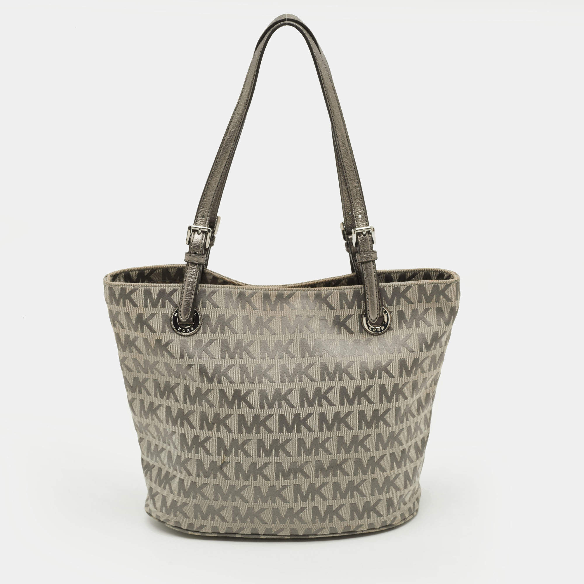 Pre Owned MICHAEL Michael Kors Jet Set Grey Signature Canvas and Leather Tote