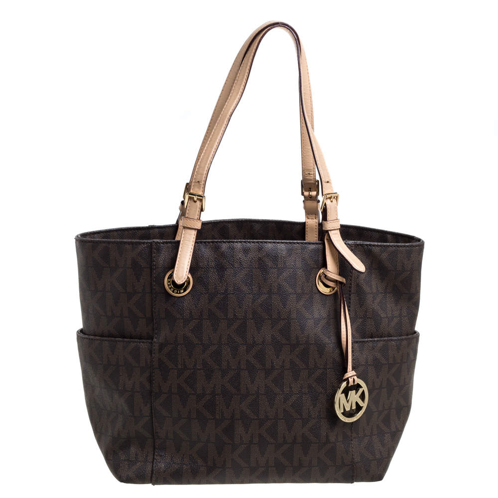 Pre Owned حقيبة مايكل مايكل كورس جيت سيت إيست ويست كانفاس بالشعار بنية