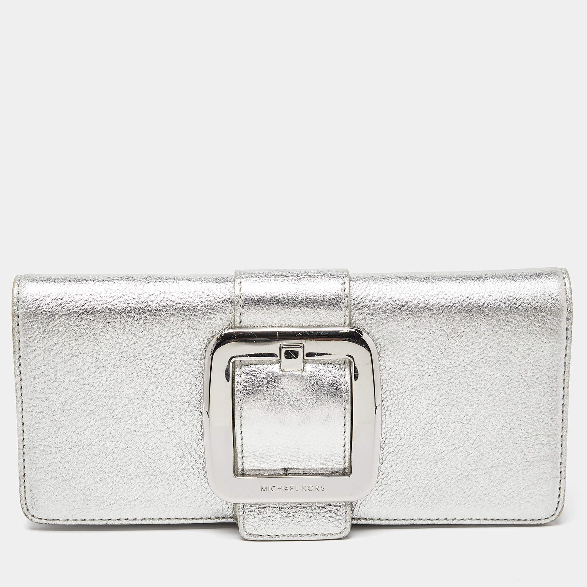 Pre Owned MICHAEL Michael Kors Silver Leather Buckle Detail Clutch