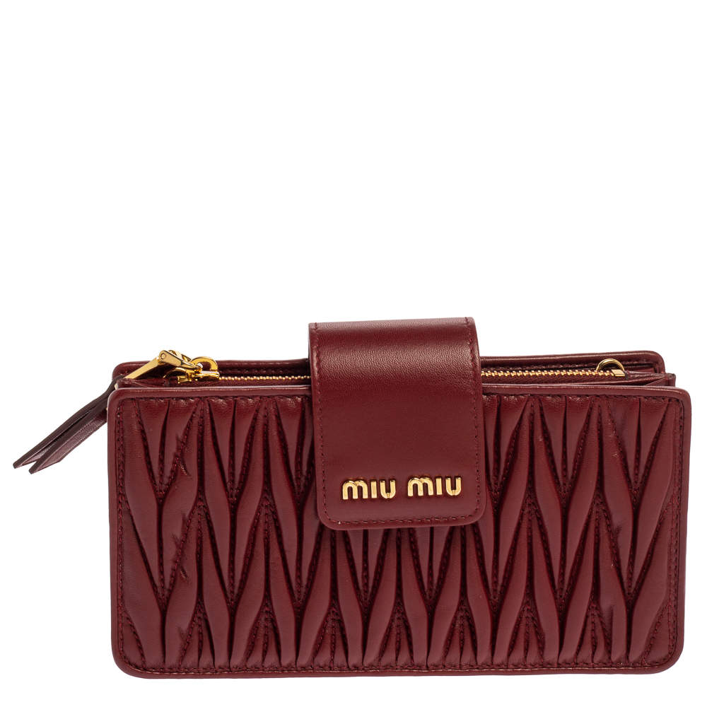 Pre Owned Miu Miu Red Matelasse Leather Phone Bag