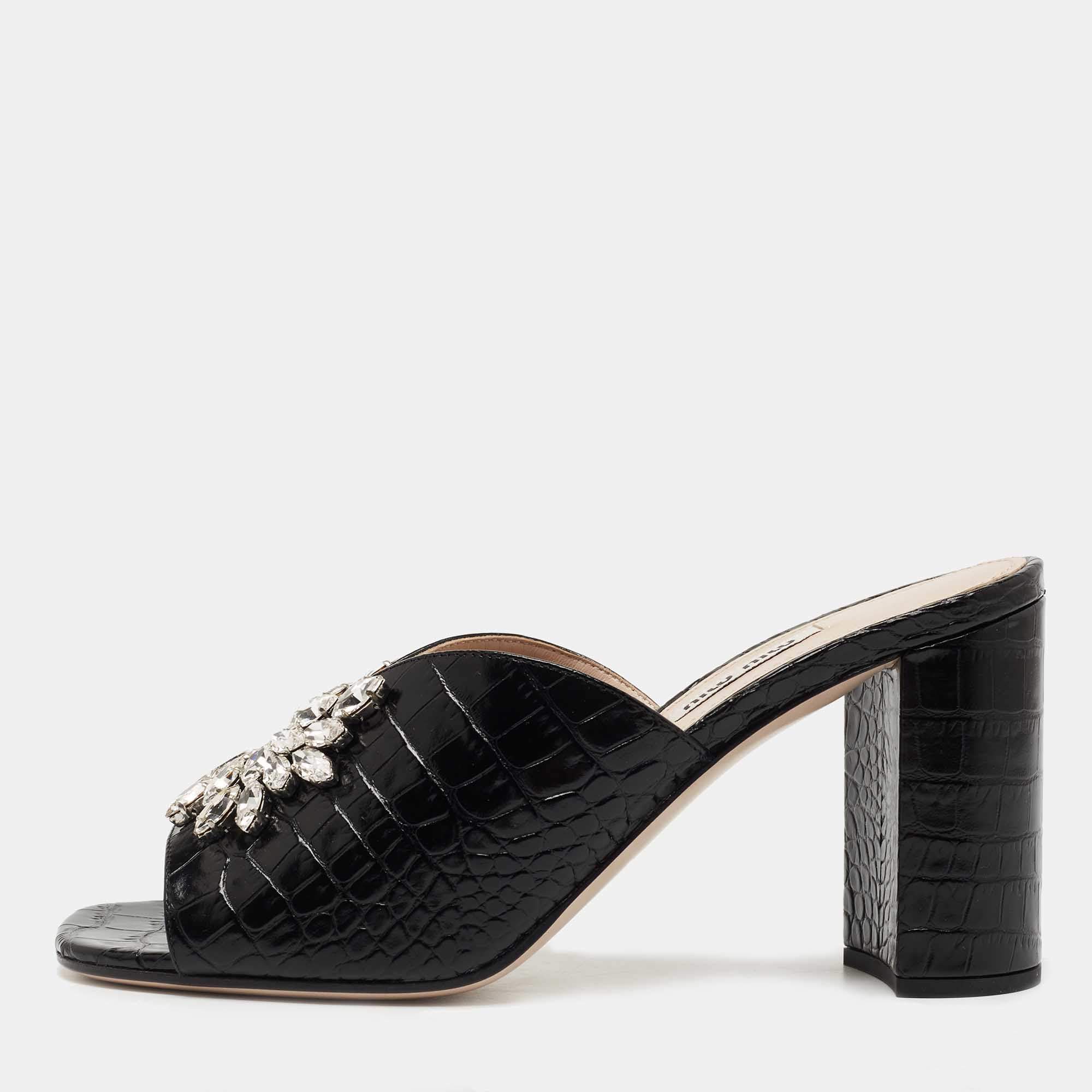 مملوكة مسبقًا Miu Miu Black Croc Embossed Leather Crystal Embellished  Slide Sandals Size 39