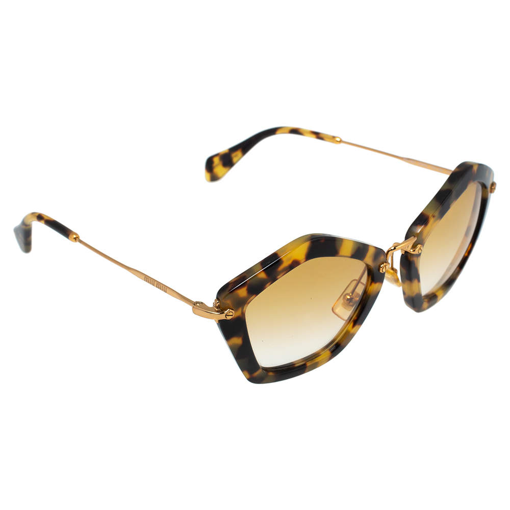 نظارة شمسية ميو ميو هندسية أس أم يو060 متدرجة صفراء/ هافانا صفراء