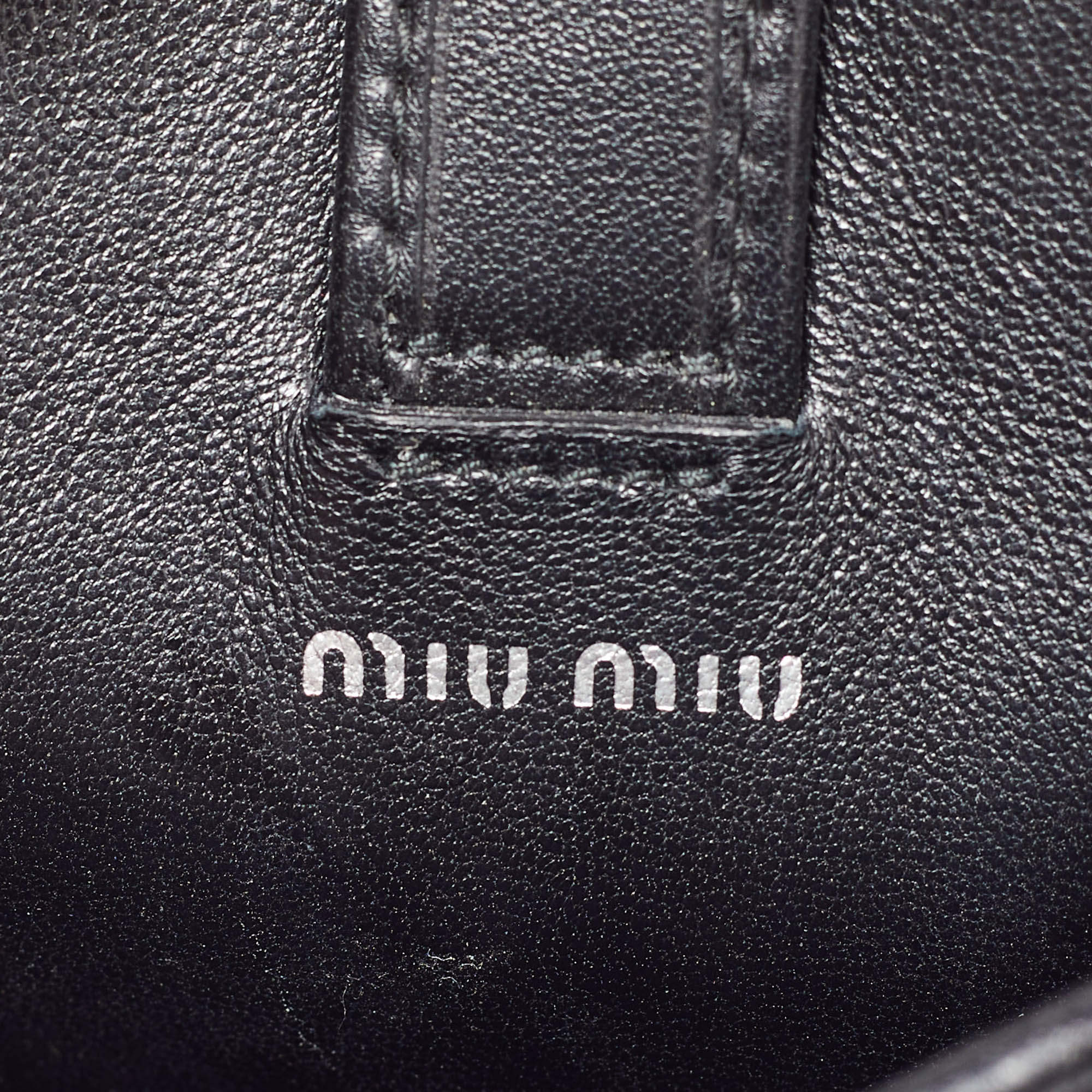 Pre Owned Miu Miu Black Matelasse Leather Phone Holder Crossbody Bag
