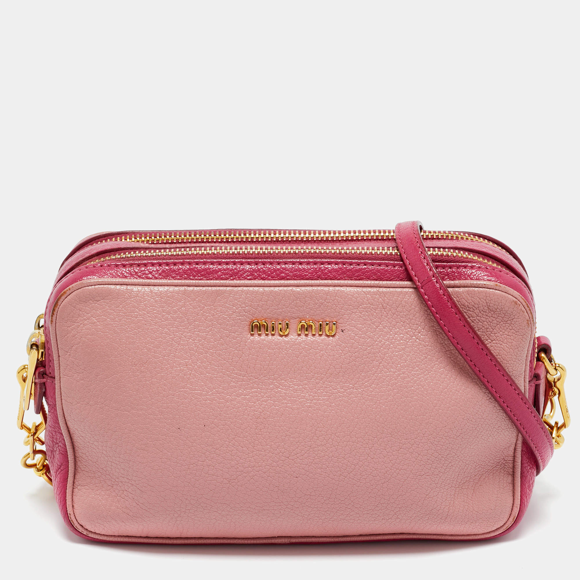 Pre Owned حقيبة كاميرا كروس بدي ميو ميو جلد وردي بلونين