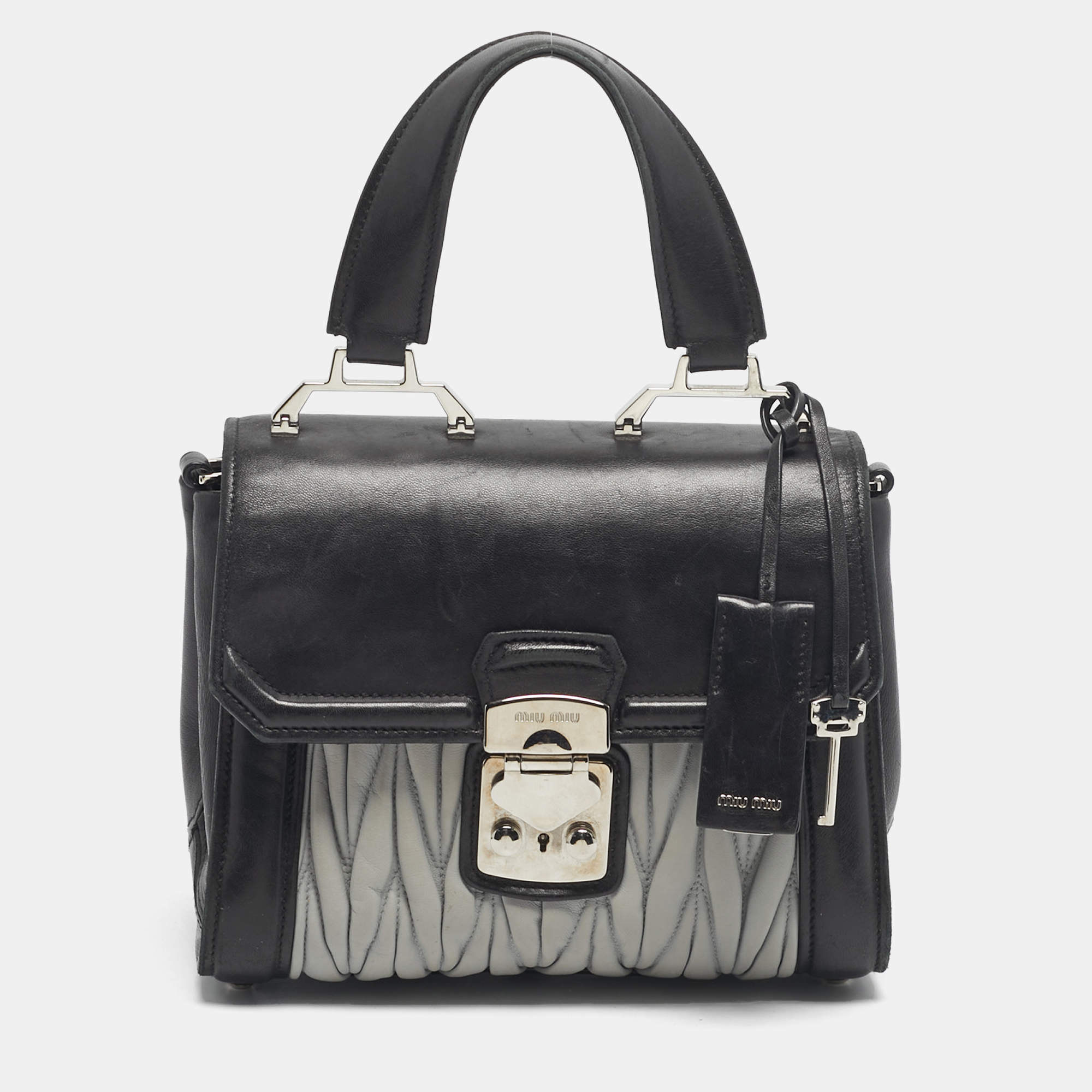 Pre Owned Miu Miu Black/Grey Matelassé Leather Pushlock Flap Top Handle Bag