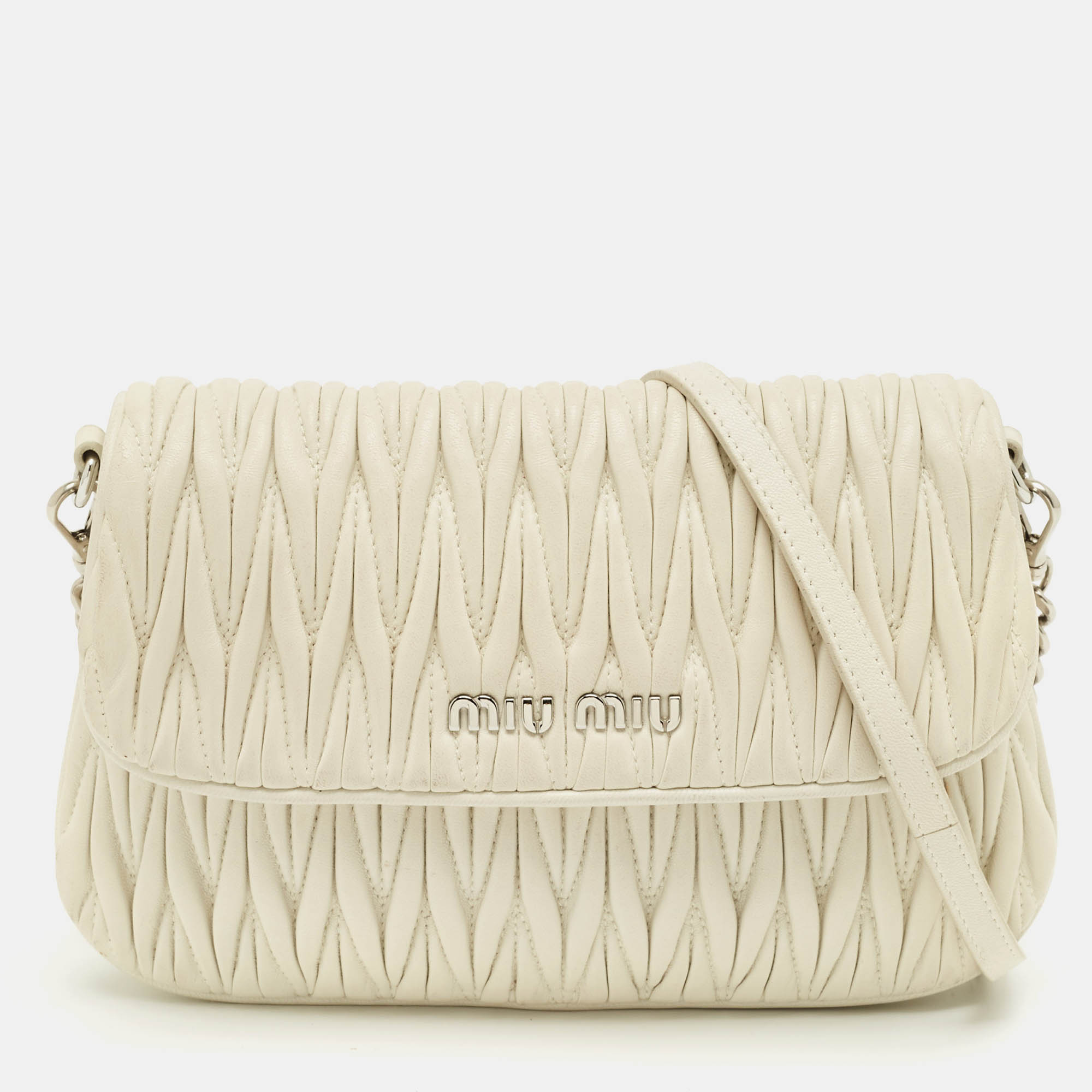 Pre Owned Miu Miu White Matelassé Leather Logo Flap Crossbody Bag