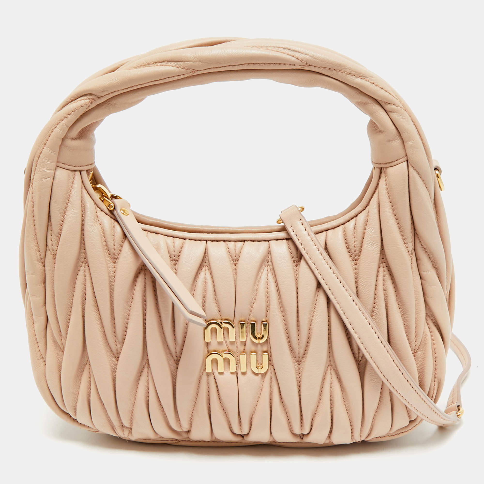 مملوكة مسبقًا Miu Miu Wander Mini Beige Matelassé Leather Hobo