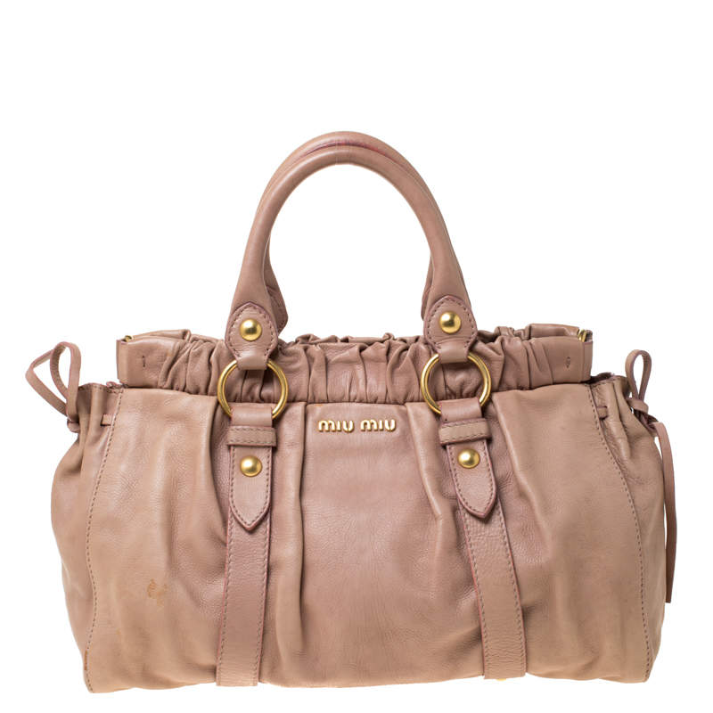 مملوكة مسبقًا Miu Miu Beige Leather Gathered Tote 