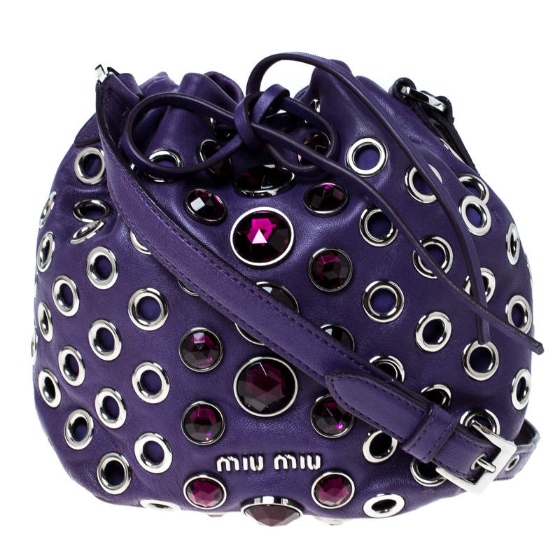 Pre Owned Miu Miu Purple Leather Grommet Embellished Drawstring Crossbody Bag