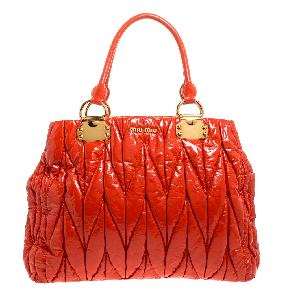 Miu Miu Coral Textured Patent Leather Tote 