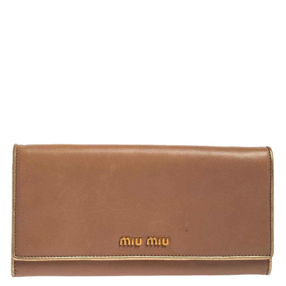 Pre Owned Miu Miu Beige/Gold Leather Logo Flap Continental Wallet