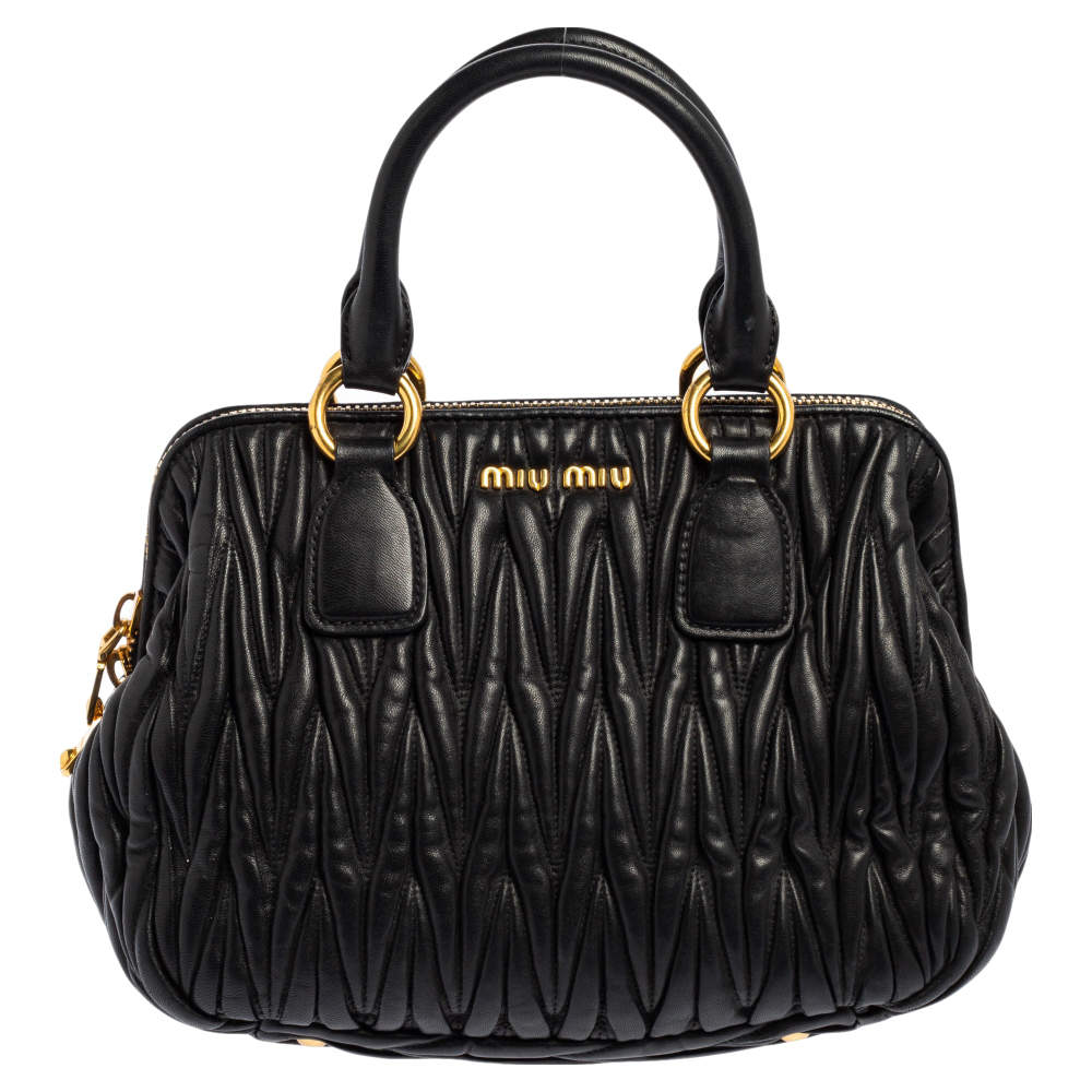 مملوكة مسبقًا Miu Miu Black Matelassé Leather Bauletto Satchel