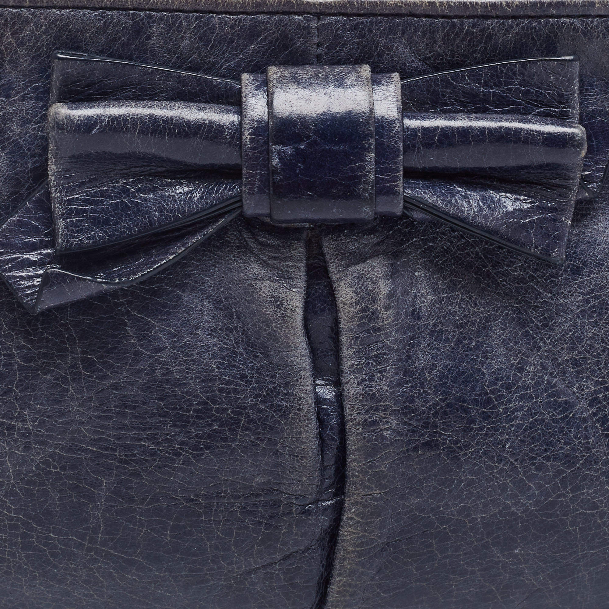 Pre Owned Miu Miu Navy Blue Leather Bow Wristlet Clutch
