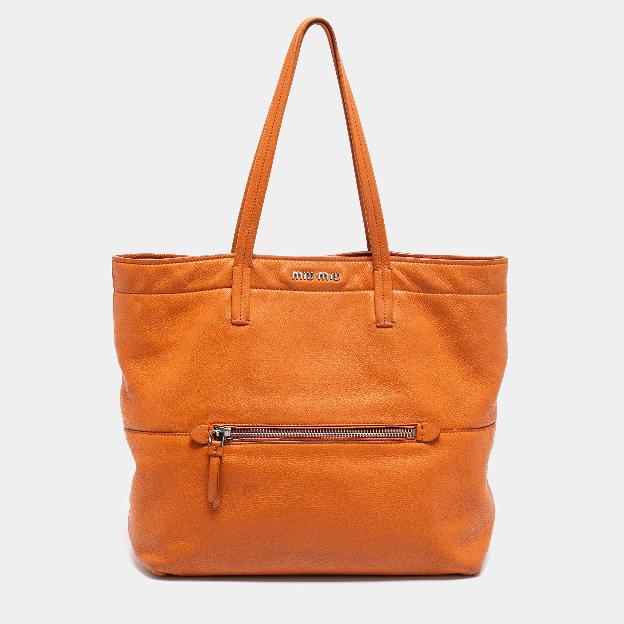 Pre Owned حقيبة يد توتس ميو ميو شوبر جلد فيتيلو داينو برتقالي سحاب أمامي 