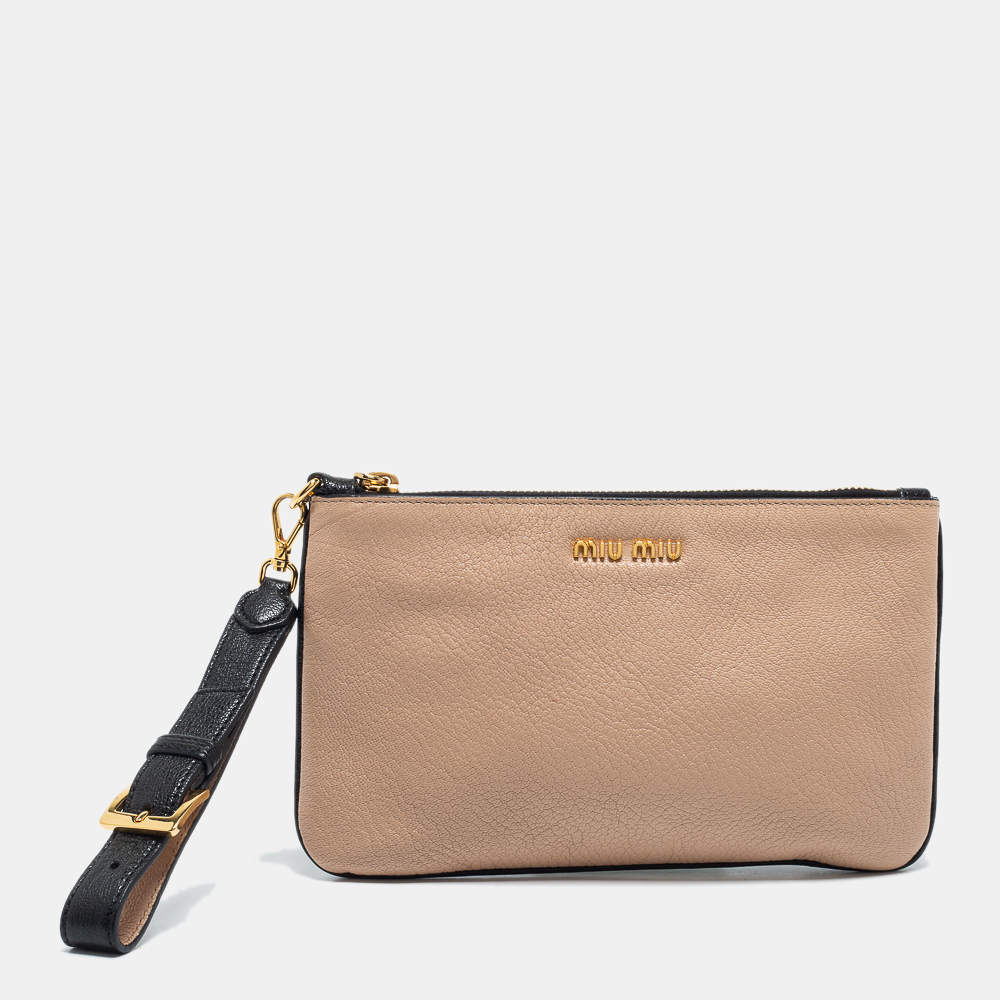 مملوكة مسبقًا Miu Miu Beige/Black Madras Leather Wristlet Clutch