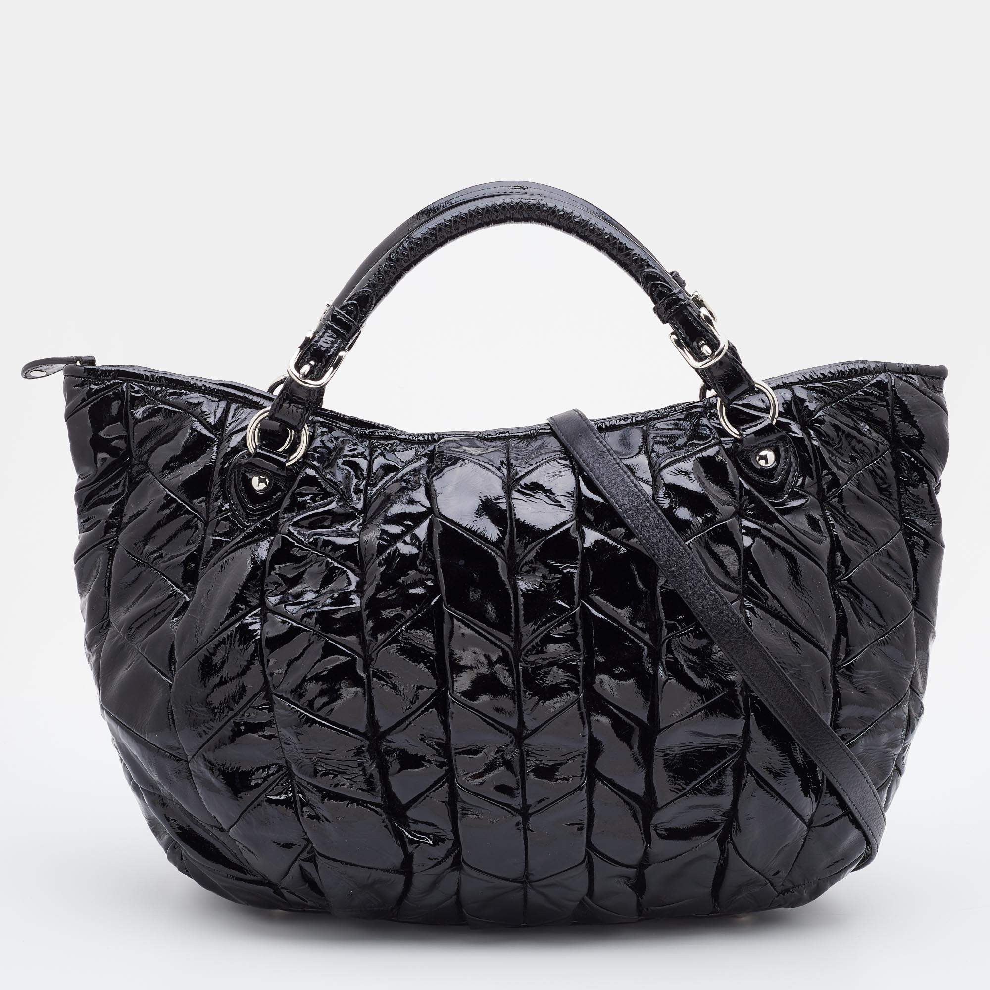 Pre Owned Miu Miu Black Quilted Patent Leather Hobo