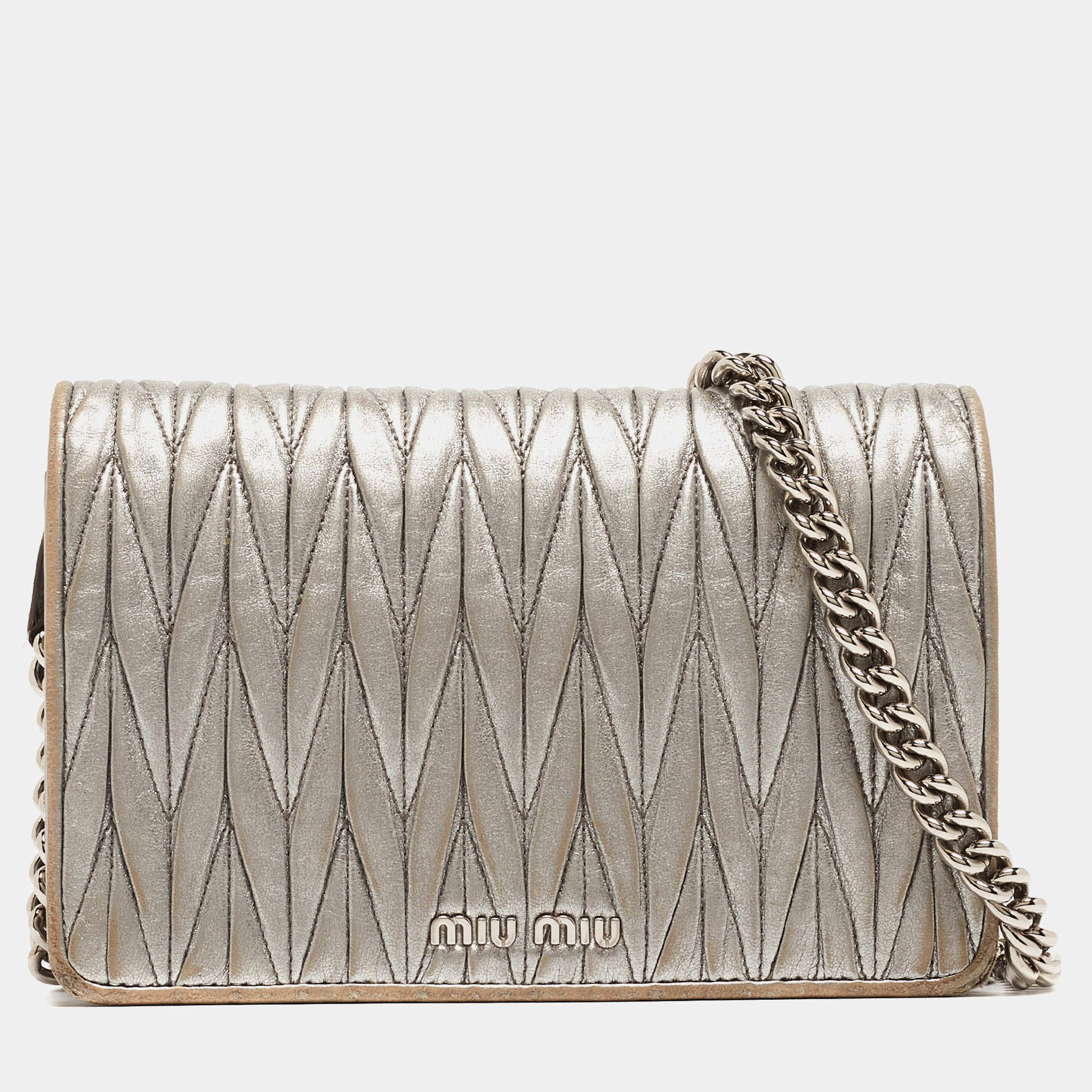 Miu miu best sale chain bag