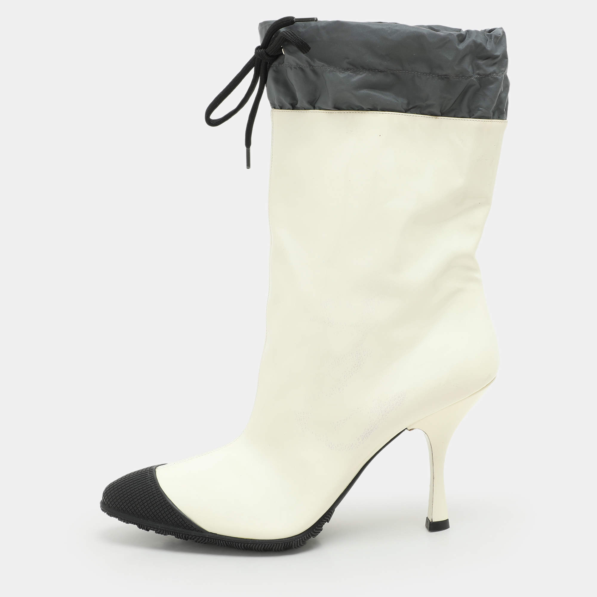 Pre Owned Miu Miu Cream/Grey Patent Leather and Nylon Ankle Length Boots Size 41