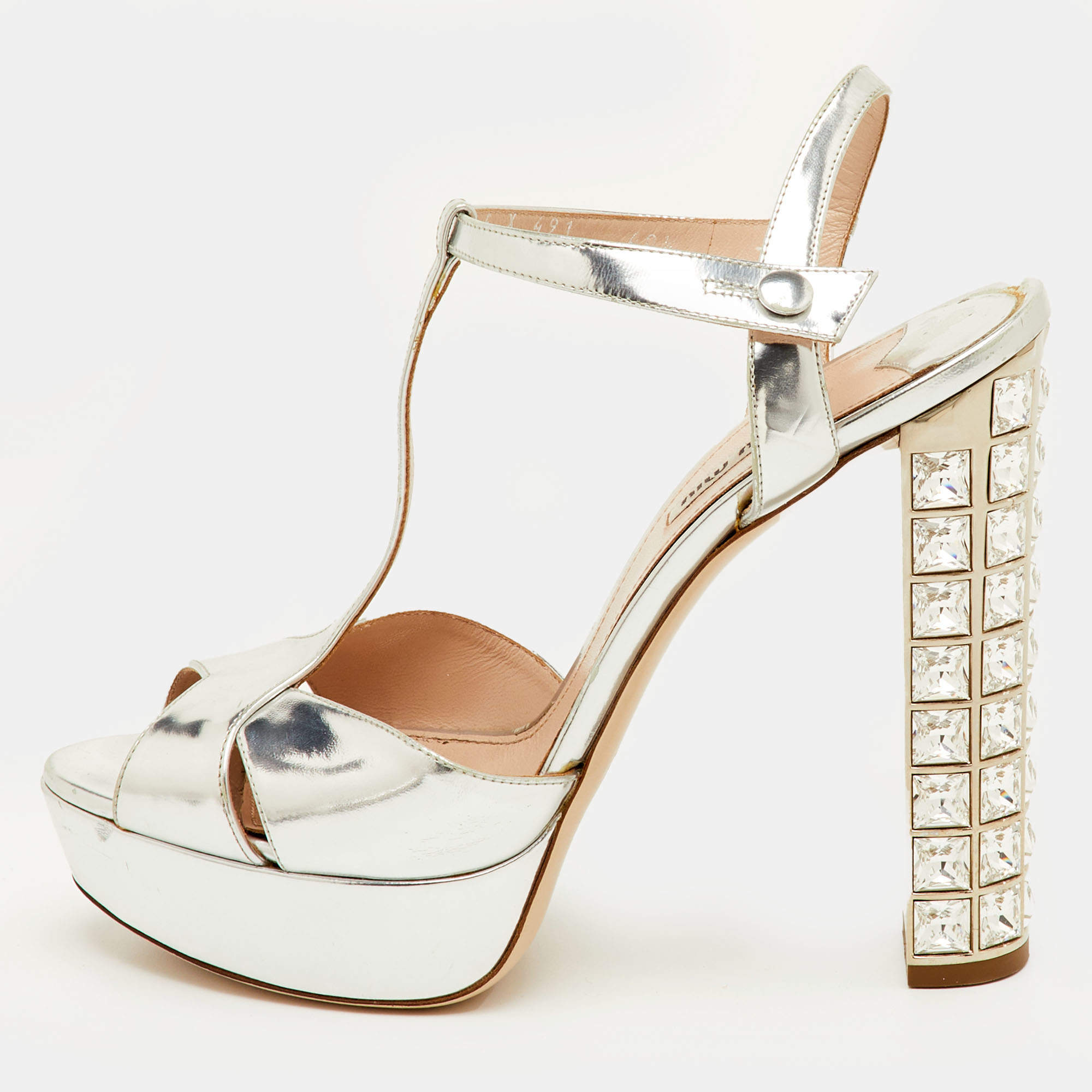 مملوكة مسبقًا Miu Miu Size 40.5 Silver Leather T-Strap Crystal Block Heel Platform Sandals