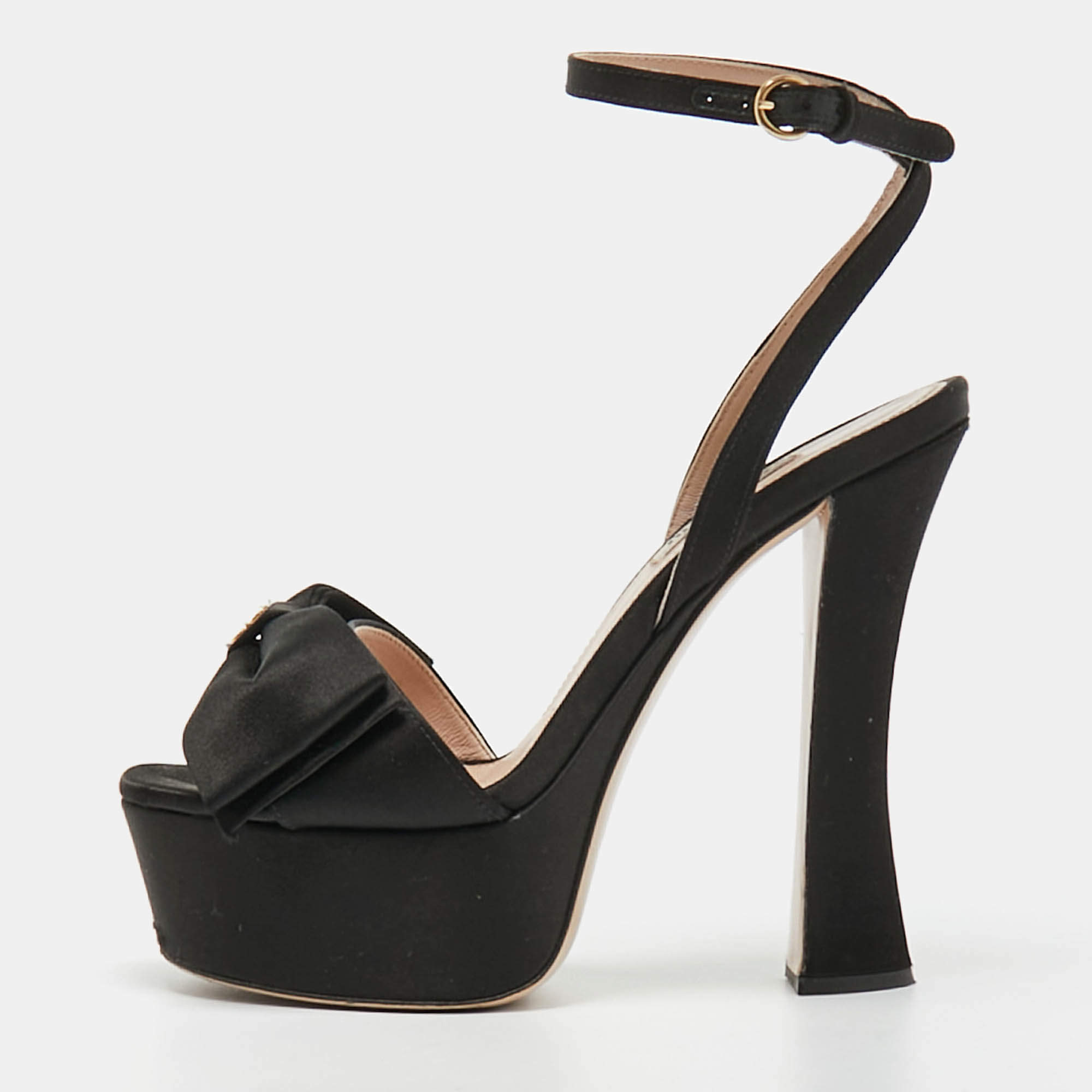 مملوكة مسبقًا Miu Miu Logo Bow Size 37 Black Satin Ankle Strap Platform Sandals
