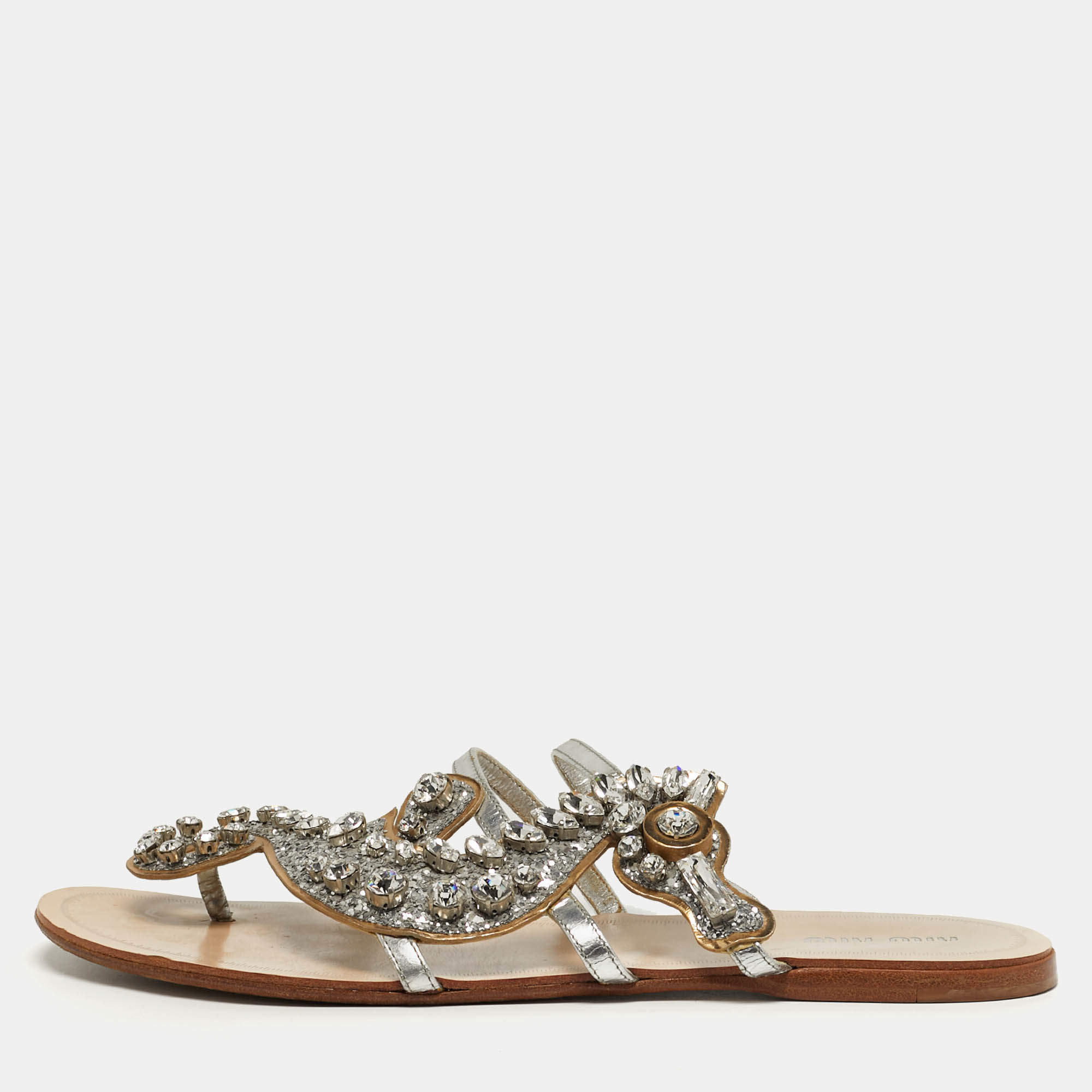 Pre Owned شبشب فلات ميو ميو مرصع كريستال جلد فضي مقاس 40