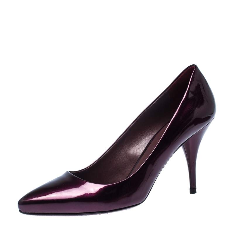 Pre Owned Miu Miu Burgundy Patent Leather Pointed Toe Pumps Size 38