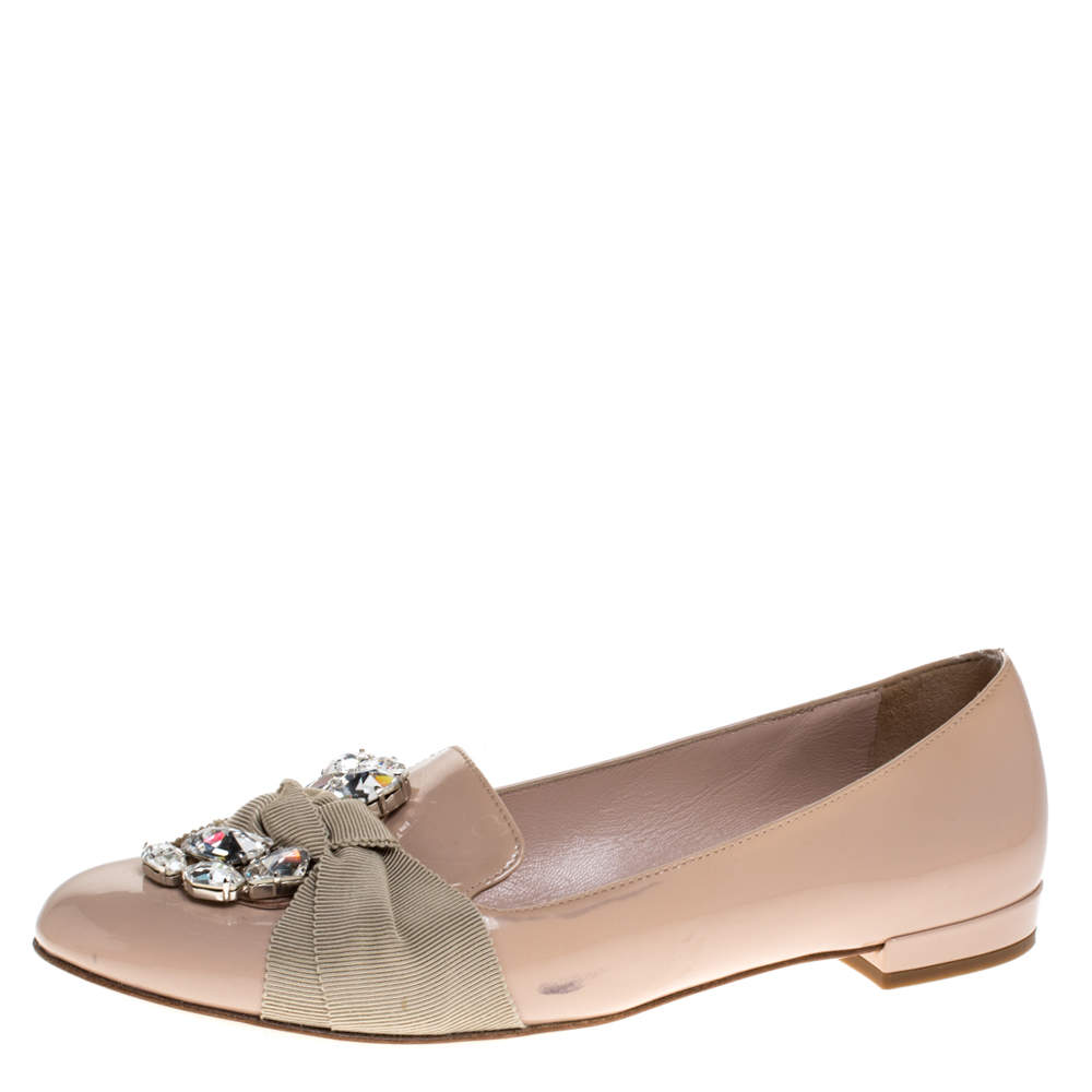 مملوكة مسبقًا Miu Miu Beige Patent Leather Crystal Embellished Ballet Flats Size 36.5