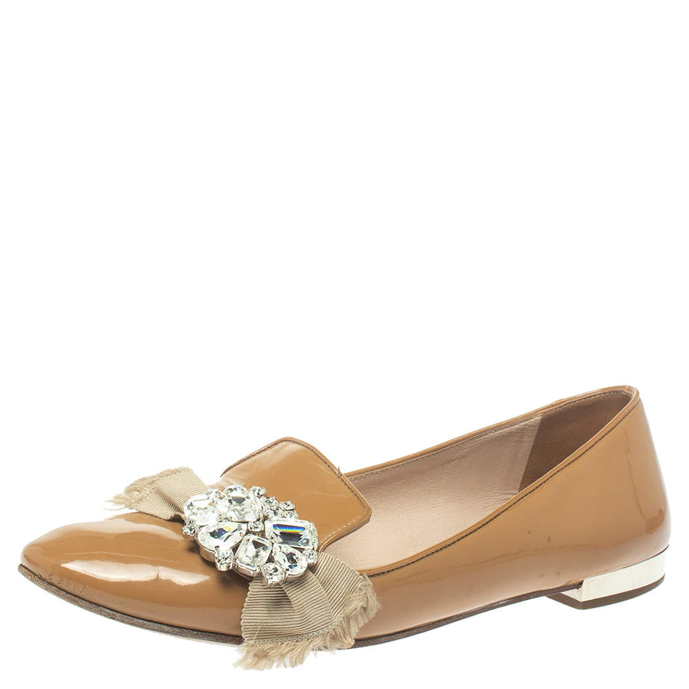 Pre Owned Miu Miu Beige Patent Leather Crystal Embellished Ballet Flats Size 38