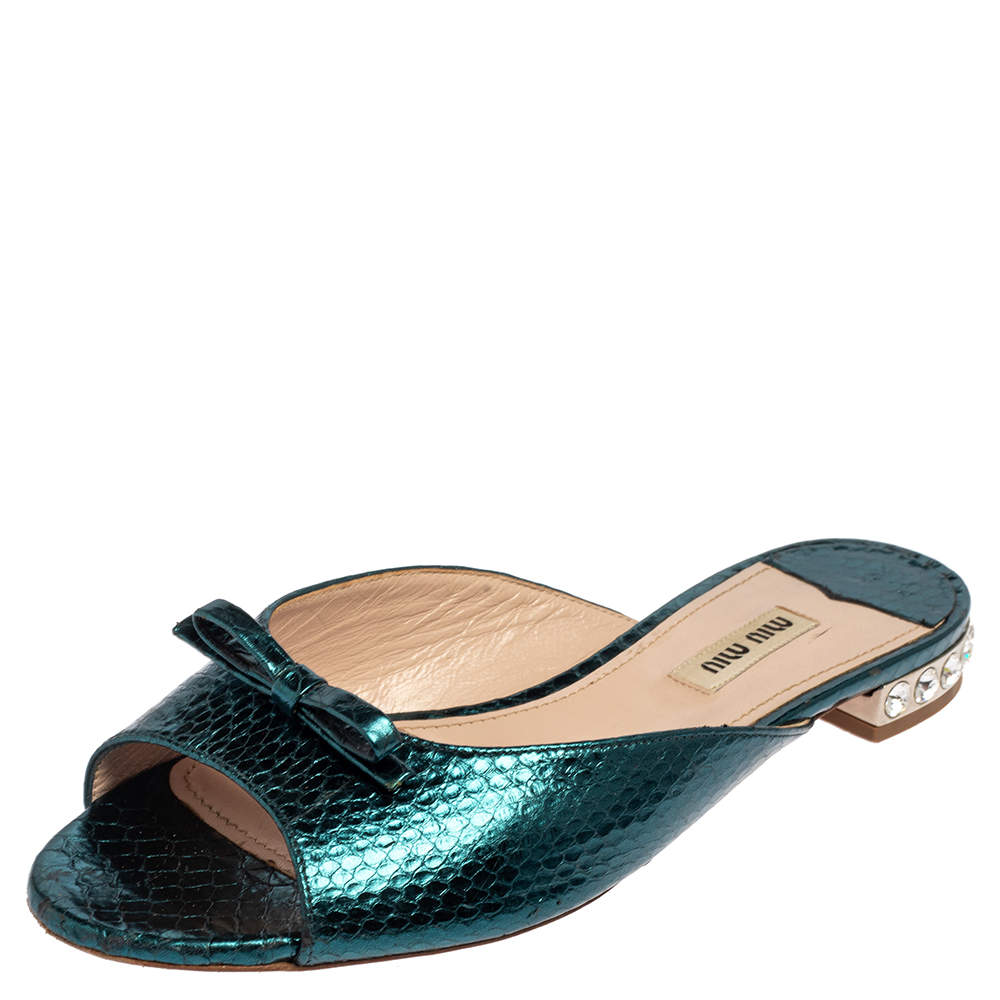 Pre Owned Miu Miu Metallic Teal Python Embossed Bow Detail Flat Sandals Size 38