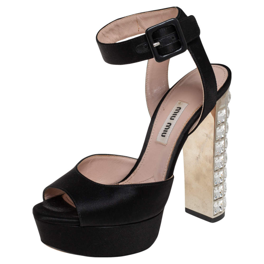 Pre Owned صندل ميو ميو ساتان أسود نعل سميك سير كاحل مقاس 35.5