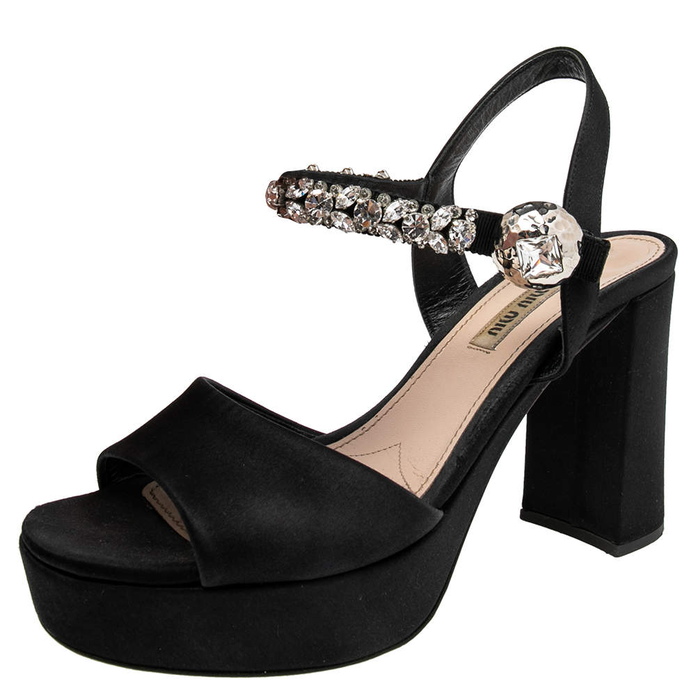 مملوكة مسبقًا Miu Miu Black Satin Crystal Embellished Ankle Strap Platform Sandals Size 39.5