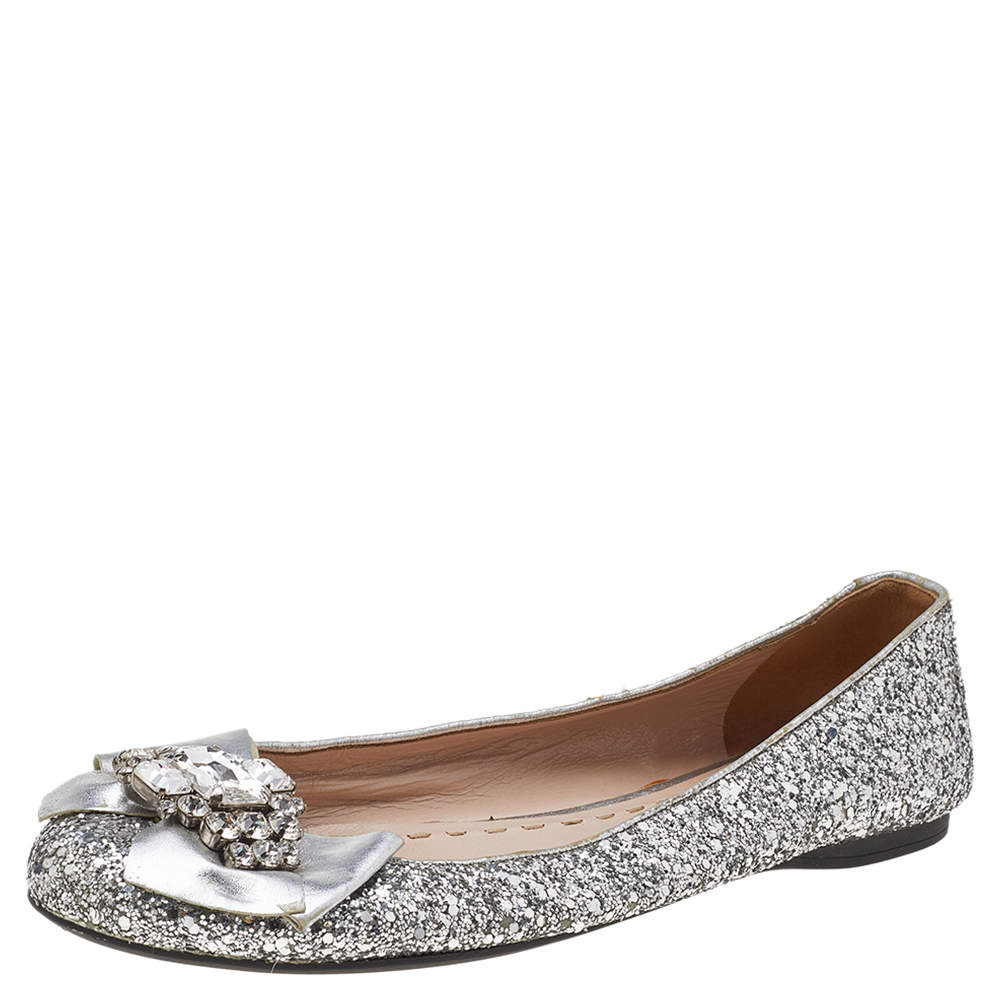 Pre Owned Miu Miu Silver Glitter And Leather Bow Embellished Ballet Flats Size 41