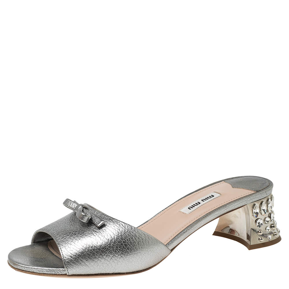 Pre Owned Miu Miu Silver Leather Crystal Embellished Slide Sandals Size 40