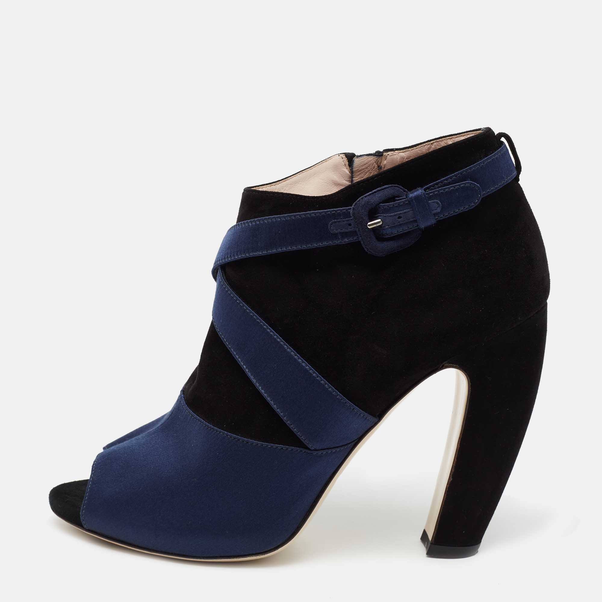 مملوكة مسبقًا Miu Miu Black/Blue Suede And Satin Open Toe Ankle Boots Size 40