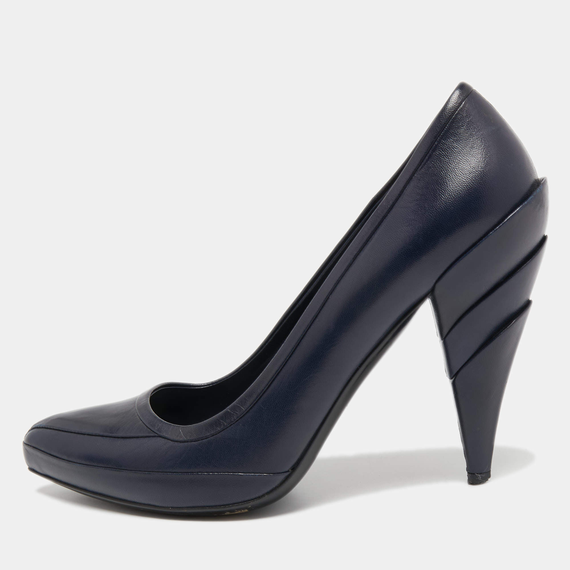 Miu Miu Navy Blue Leather Pointed Toe Pumps Size 40