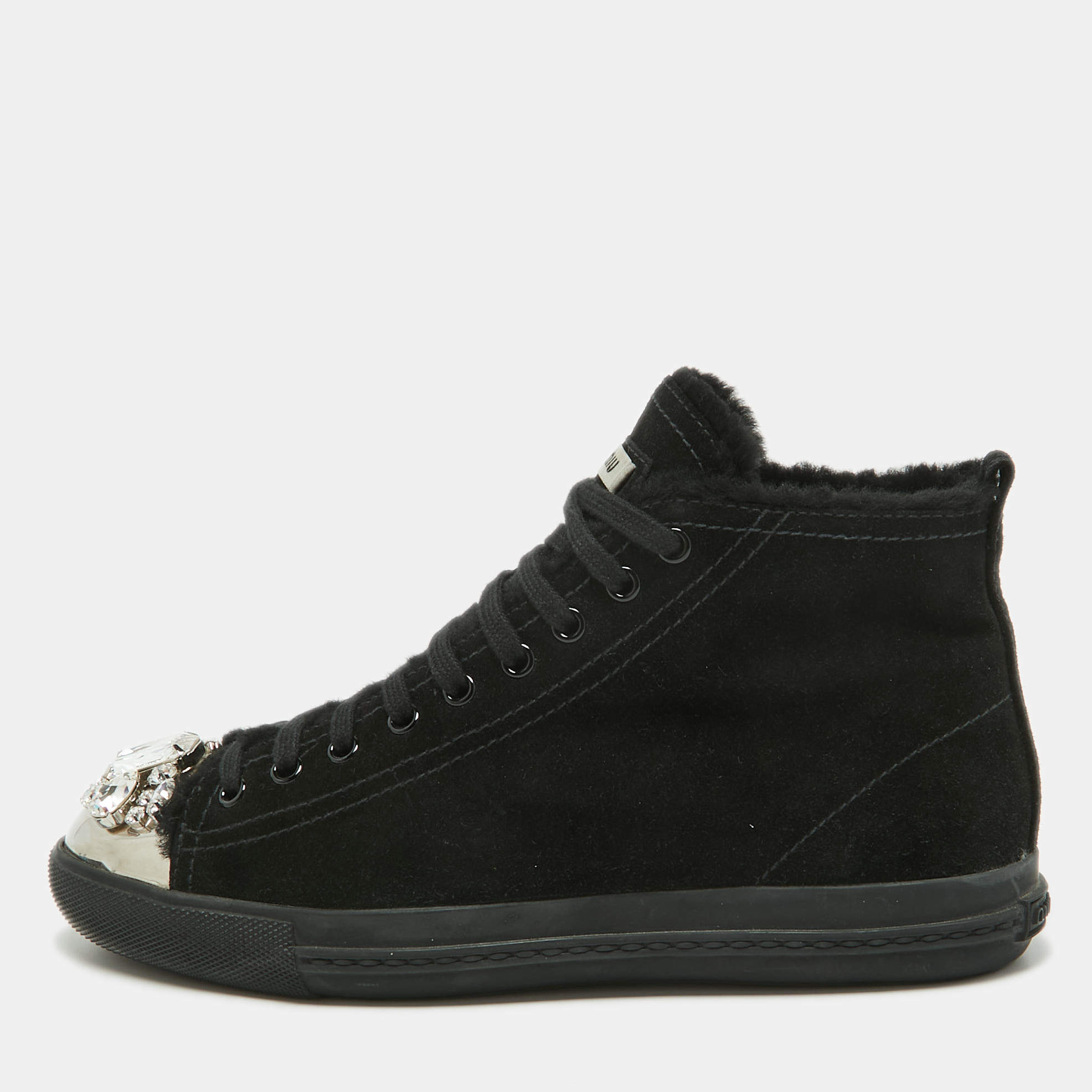 مملوكة مسبقًا Miu Miu Black Suede Crystal Embellished Cap Toe Sneakers Size 39
