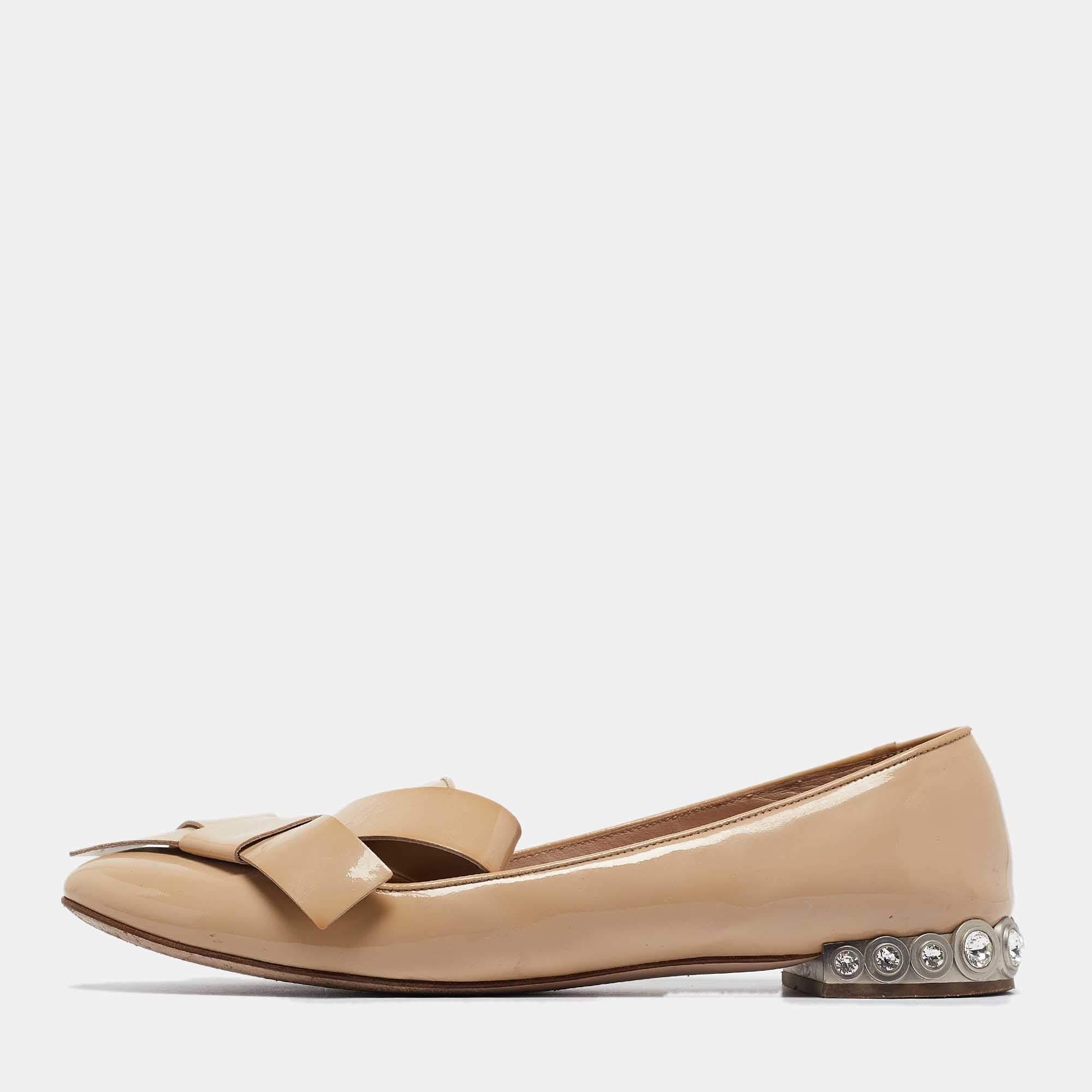 Pre Owned Miu Miu Beige Patent Leather Bow Detail Crystal Embellished Heel Ballet Flats Size 39