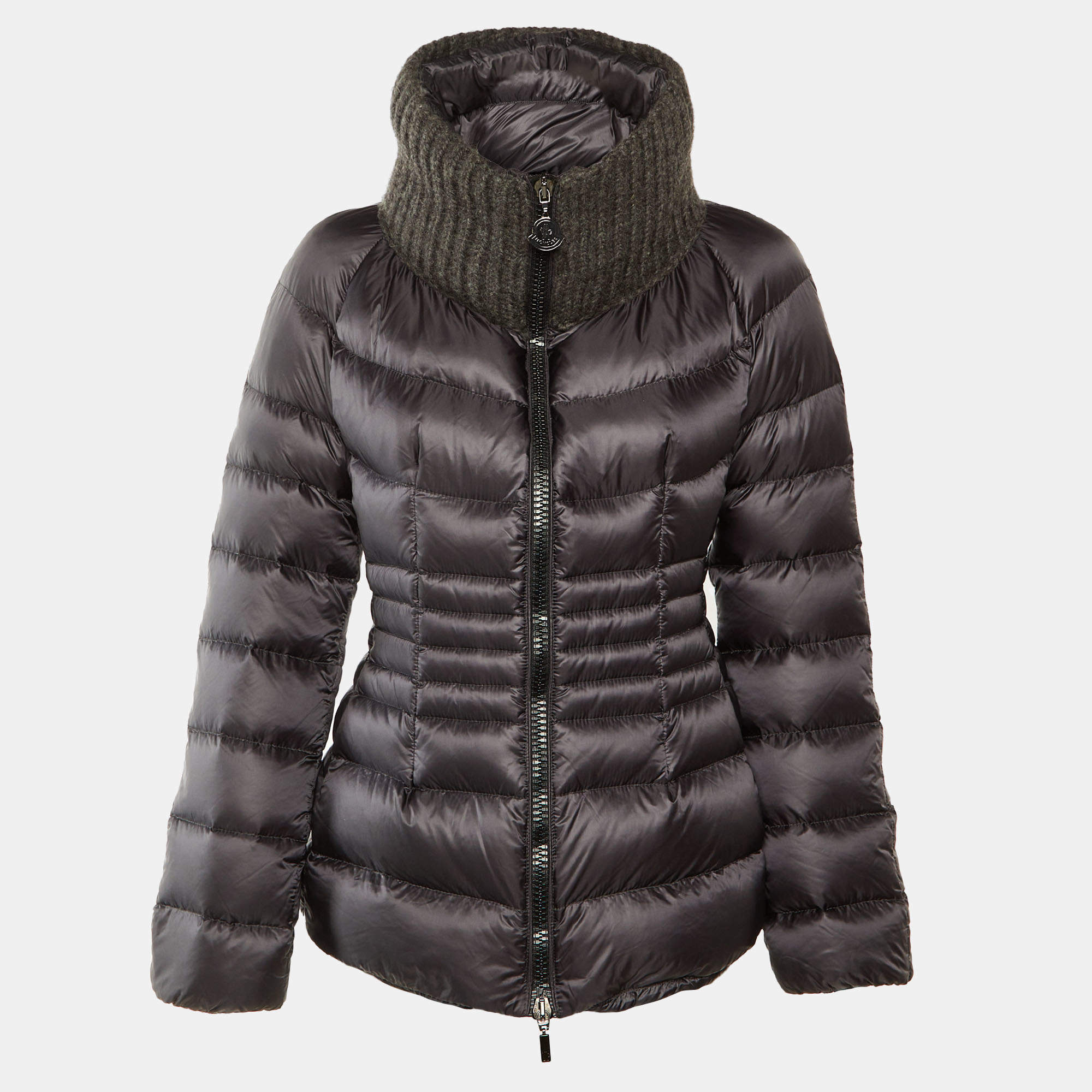 مملوكة مسبقًا Moncler Black  Synthetic Quilted Peliade Down Jacket L
