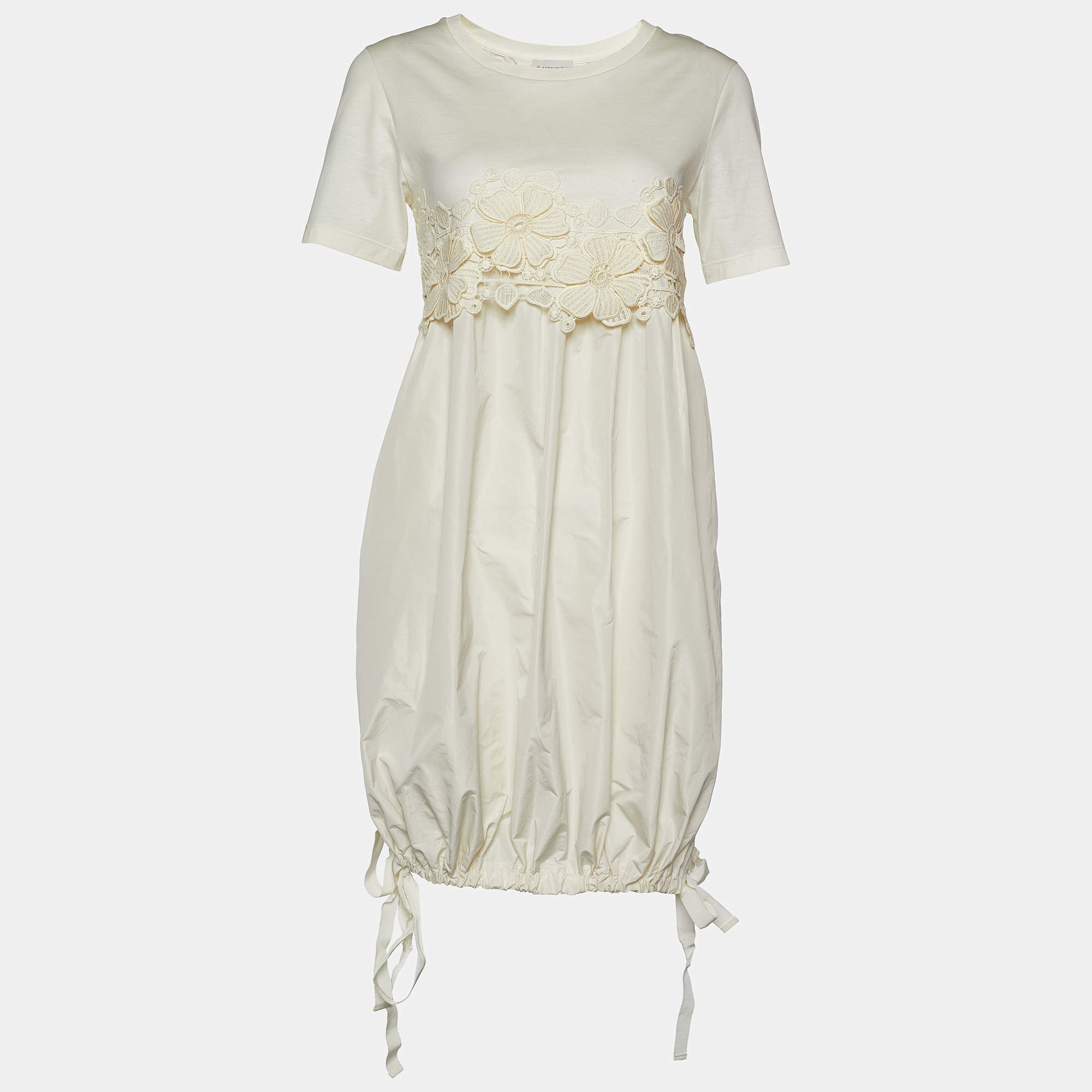 Pre Owned Moncler Ivory Cotton Floral Applique Detail Gathered Hem Dress S