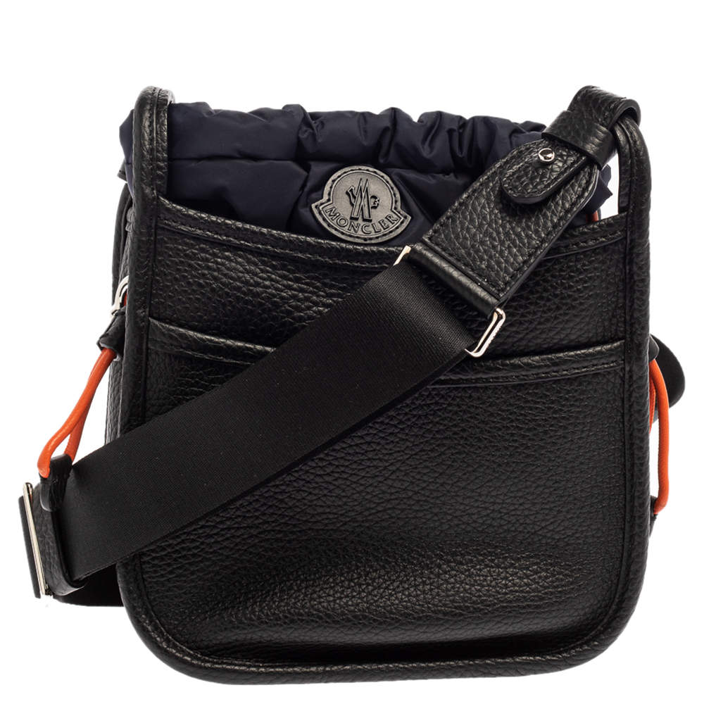Moncler Black/Navy Blue Pebbled Leather Rania Shoulder Bag