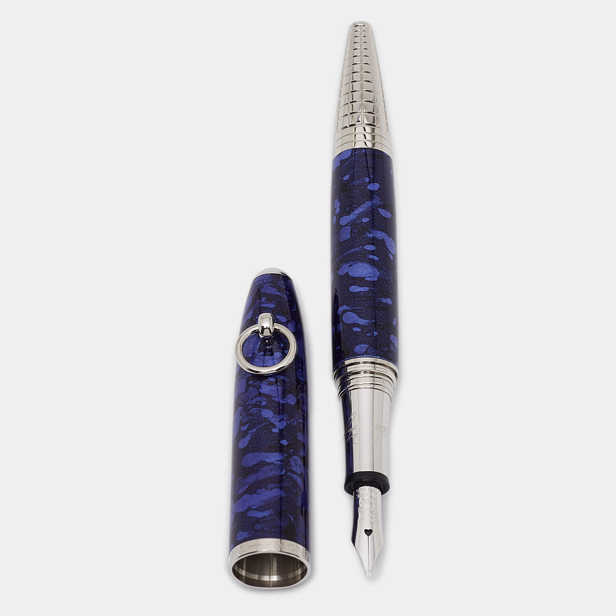 Montblanc Muses Elizabeth Taylor Resin Silver Tone Special Edition Fountain Pen
