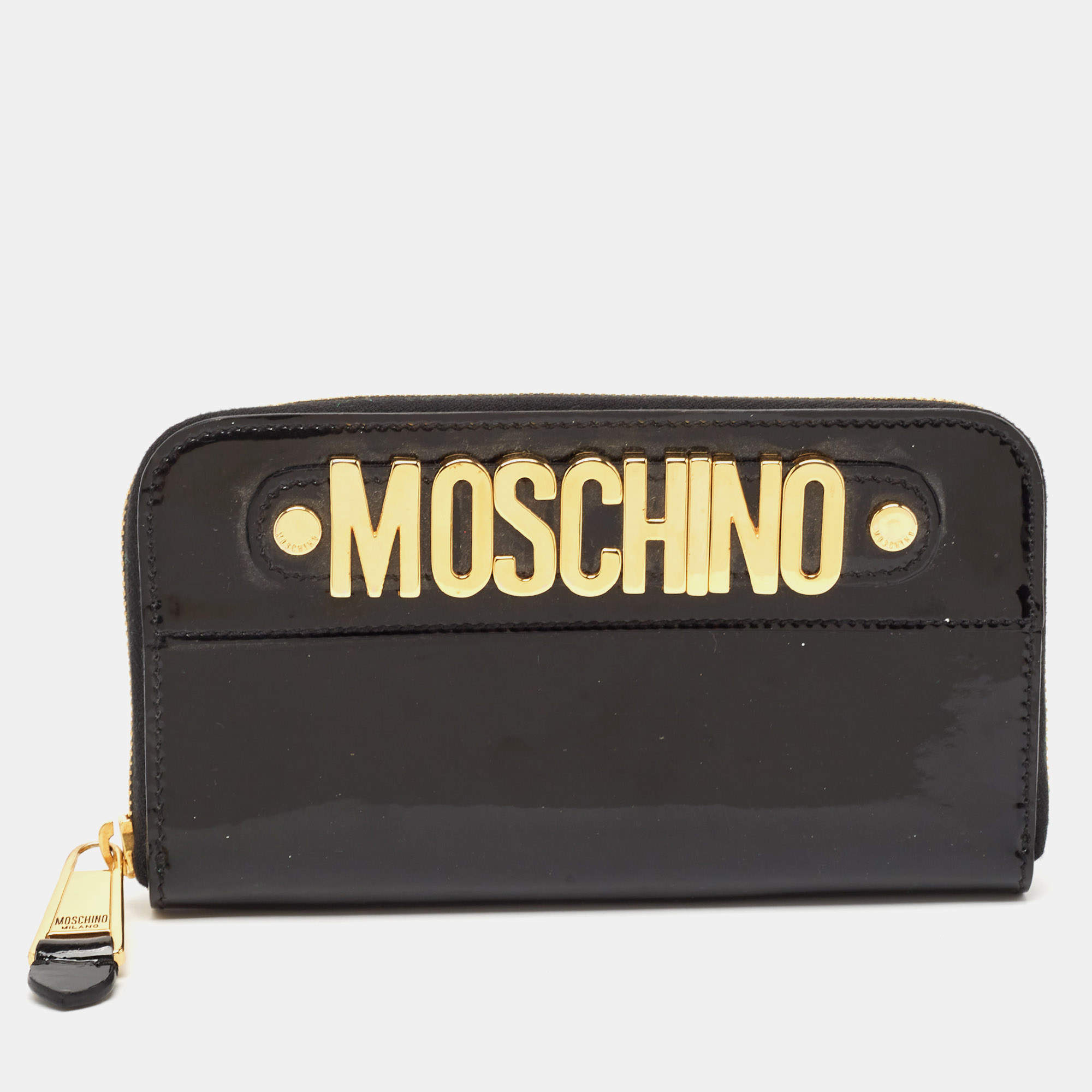 Pre Owned Moschino Black Patent Leather Logo Classic Continental Wallet