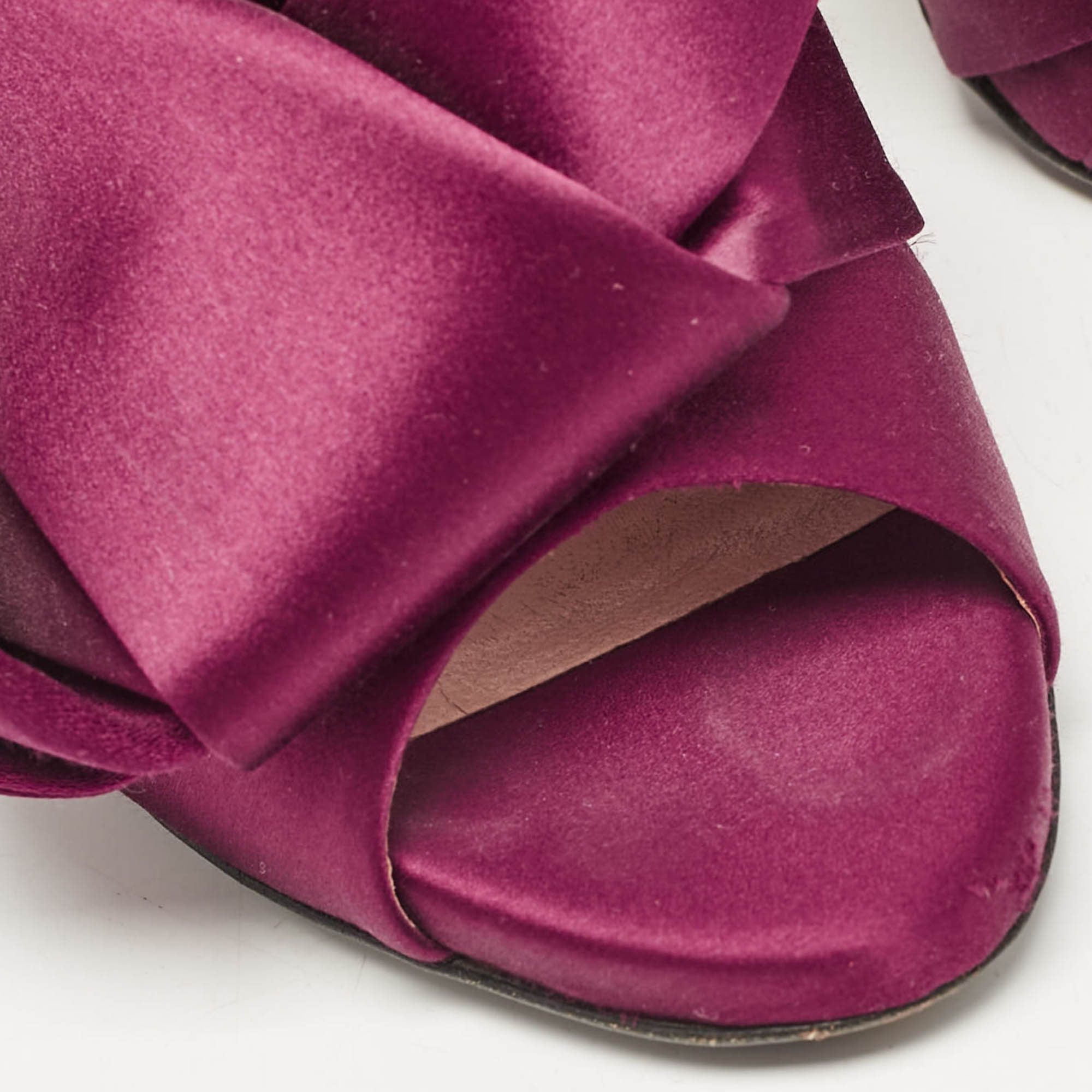 Pre Owned Nº21 Burgundy Satin Raso Knot Peep Toe Mules Size 39