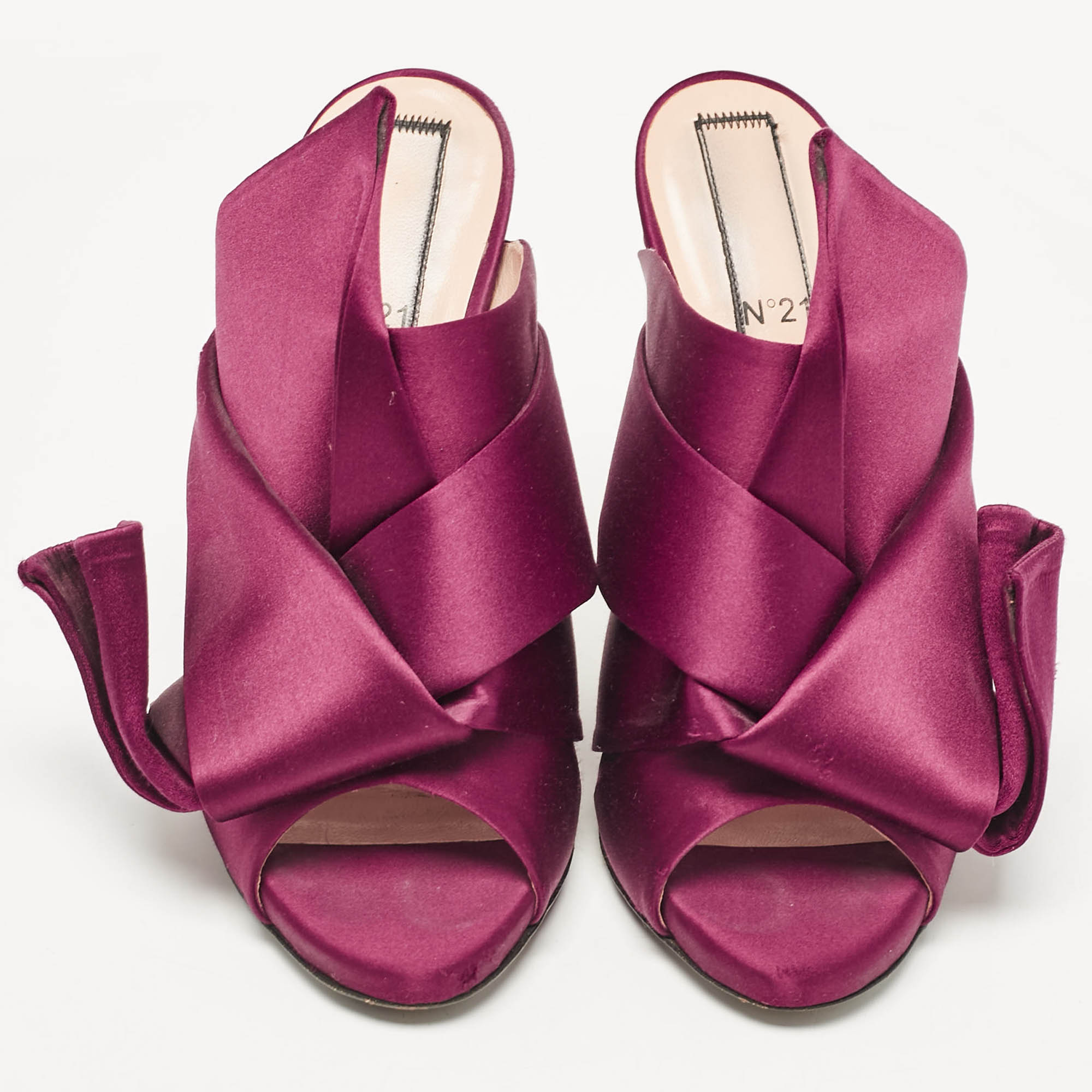 Pre Owned Nº21 Burgundy Satin Raso Knot Peep Toe Mules Size 39