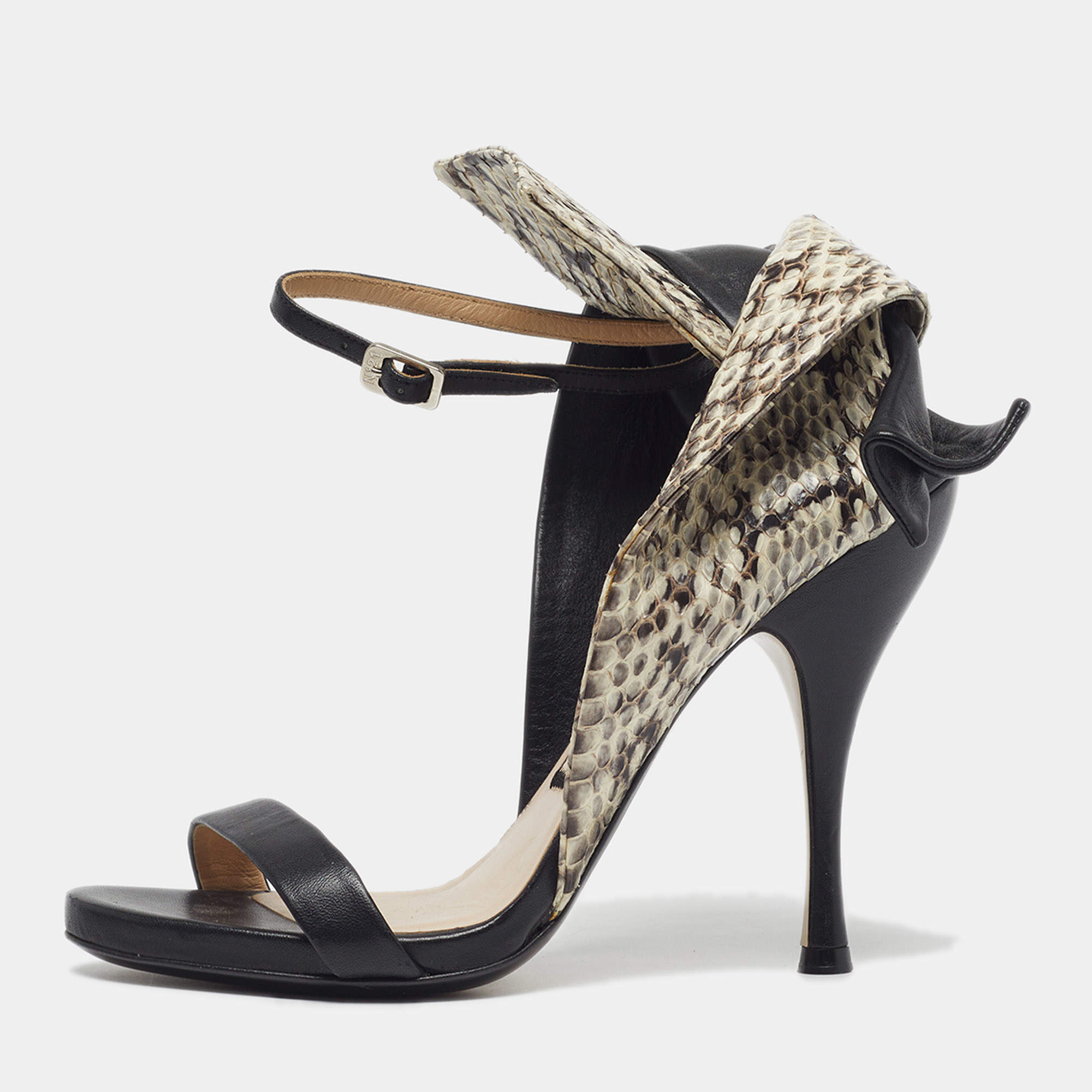 مملوكة مسبقًا N21 Size 37.5 Black Leather and Python Leather Ankle Strap Sandals