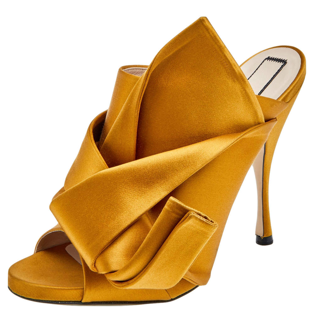 Pre Owned N°21 Mustard Satin Ronny Pleated Mules Size 41